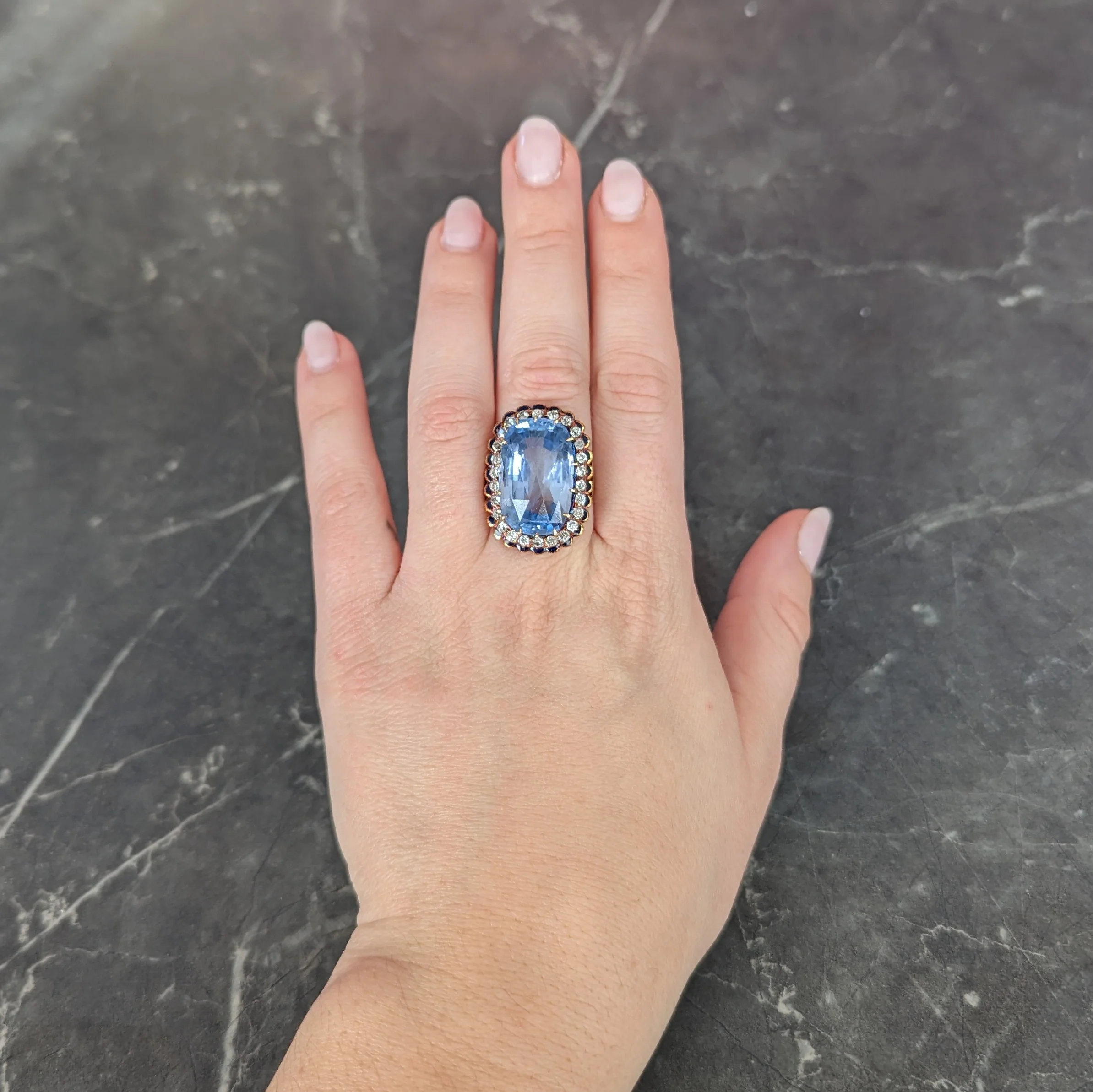 Art Deco 25.39 CTW Cushion Cut No-Heat Ceylon Sapphire Old European Cut Diamond 14 Karat Yellow Gold Enamel Laurel Antique Halo Ring GIA - Image 12