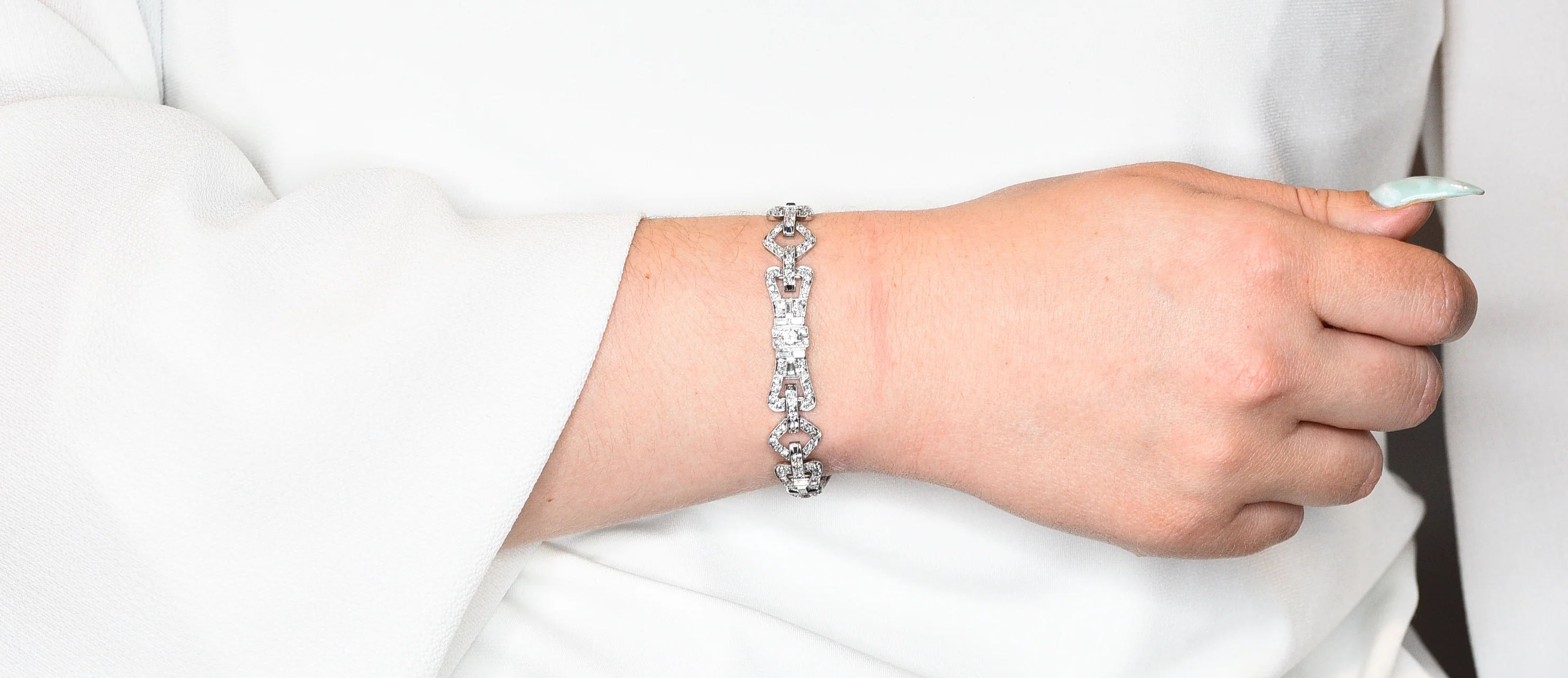 Art Deco 6.15 CTW Diamond Platinum Buckle Link Bracelet - Image 10