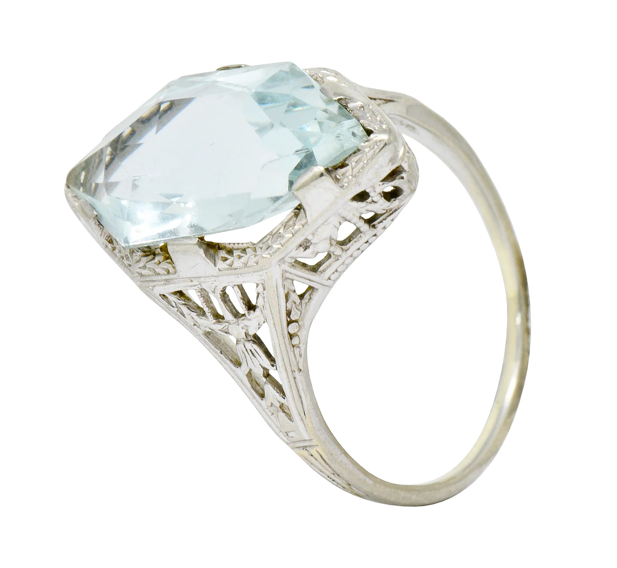 Art Deco Aquamarine 18 Karat White Gold Navette Dinner Ring - Image 10