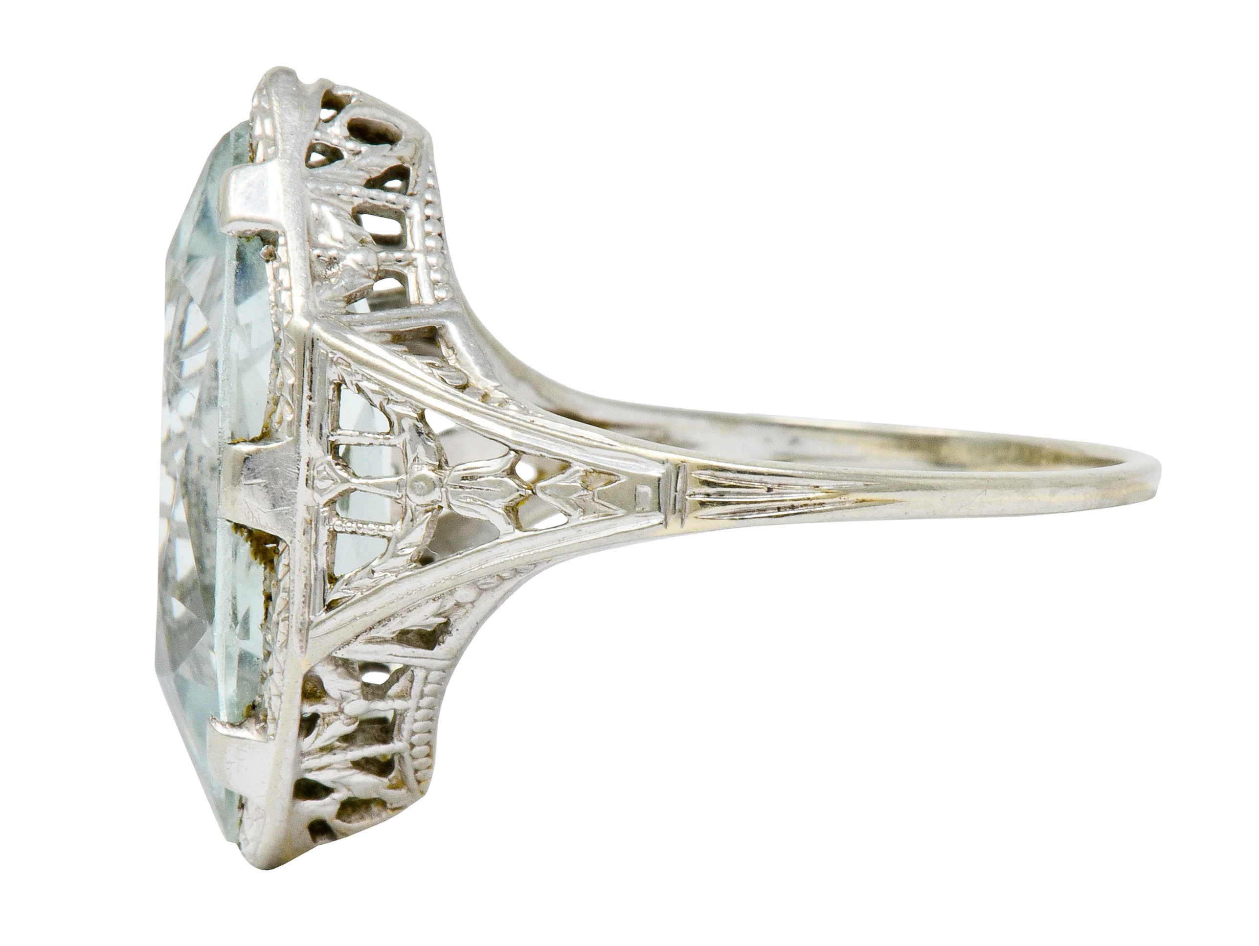 Art Deco Aquamarine 18 Karat White Gold Navette Dinner Ring - Image 5