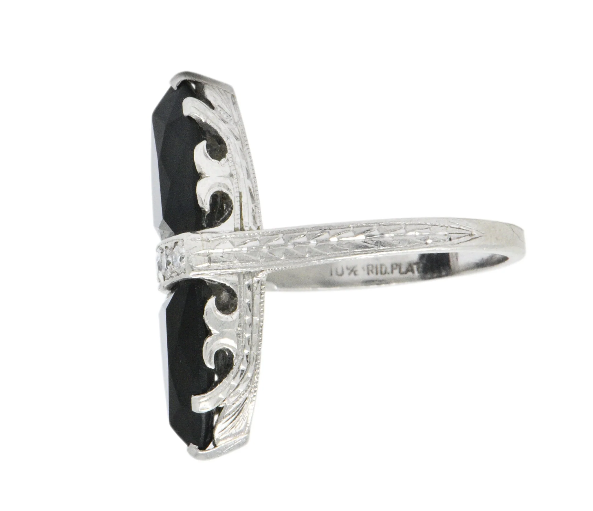 Art Deco Diamond Onyx Platinum Ring - Image 6