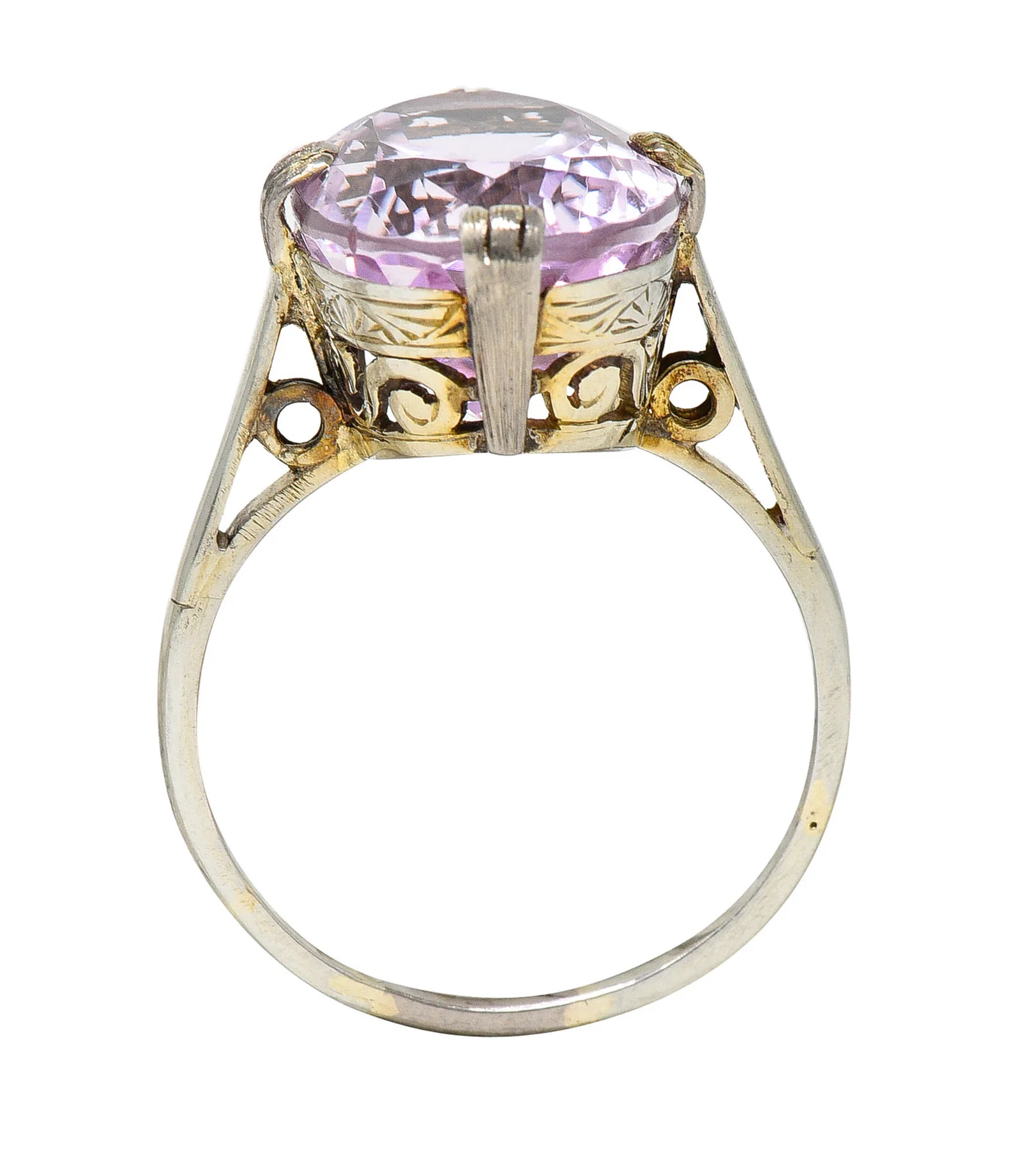 Art Deco Kunzite 18 Karat White Gold Scrolled Gemstone Ring - Image 8