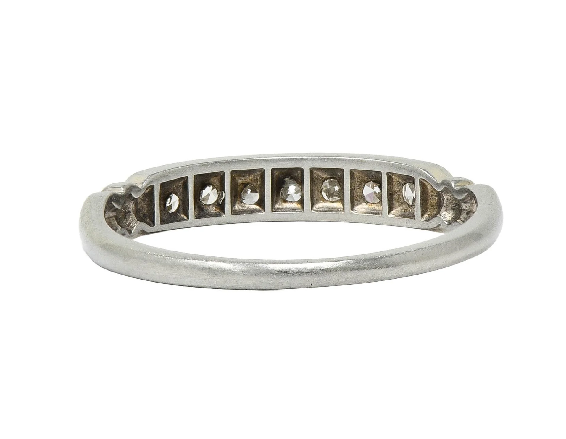 Art Deco Single Cut Diamond 18 Karat White Gold Vintage Channel Wedding Band Ring - Image 4