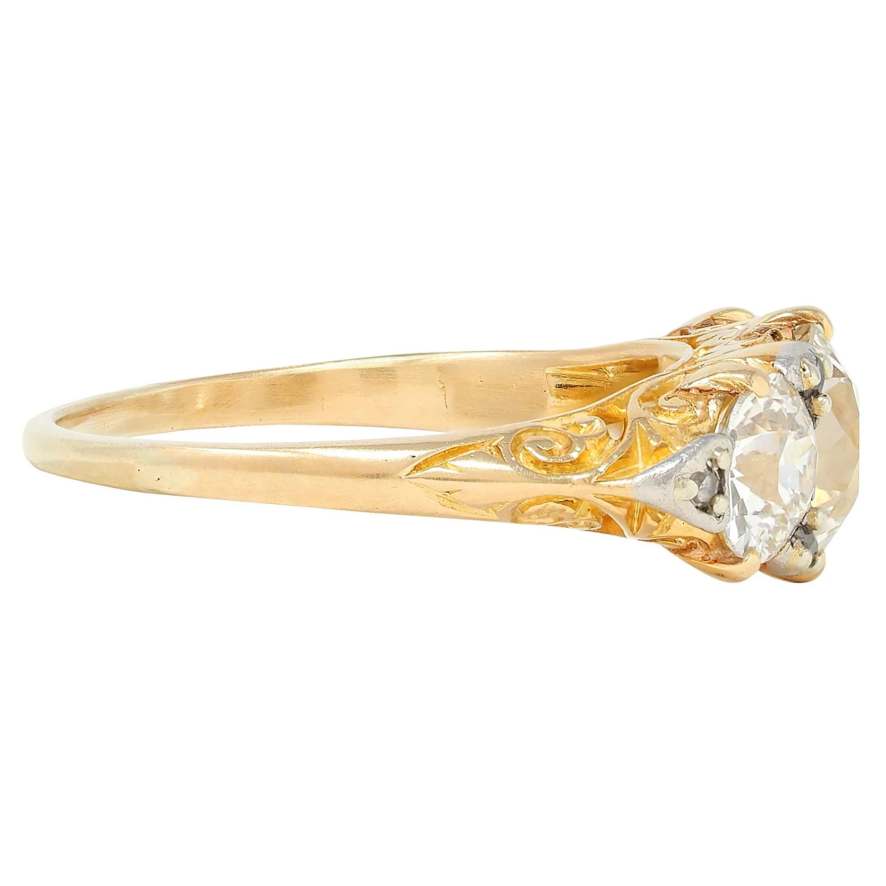 Art Nouveau 2.40 CTW Old Mine Cut Diamond 18 Karat Yellow Gold Silver Antique Scroll Band Ring - Image 2