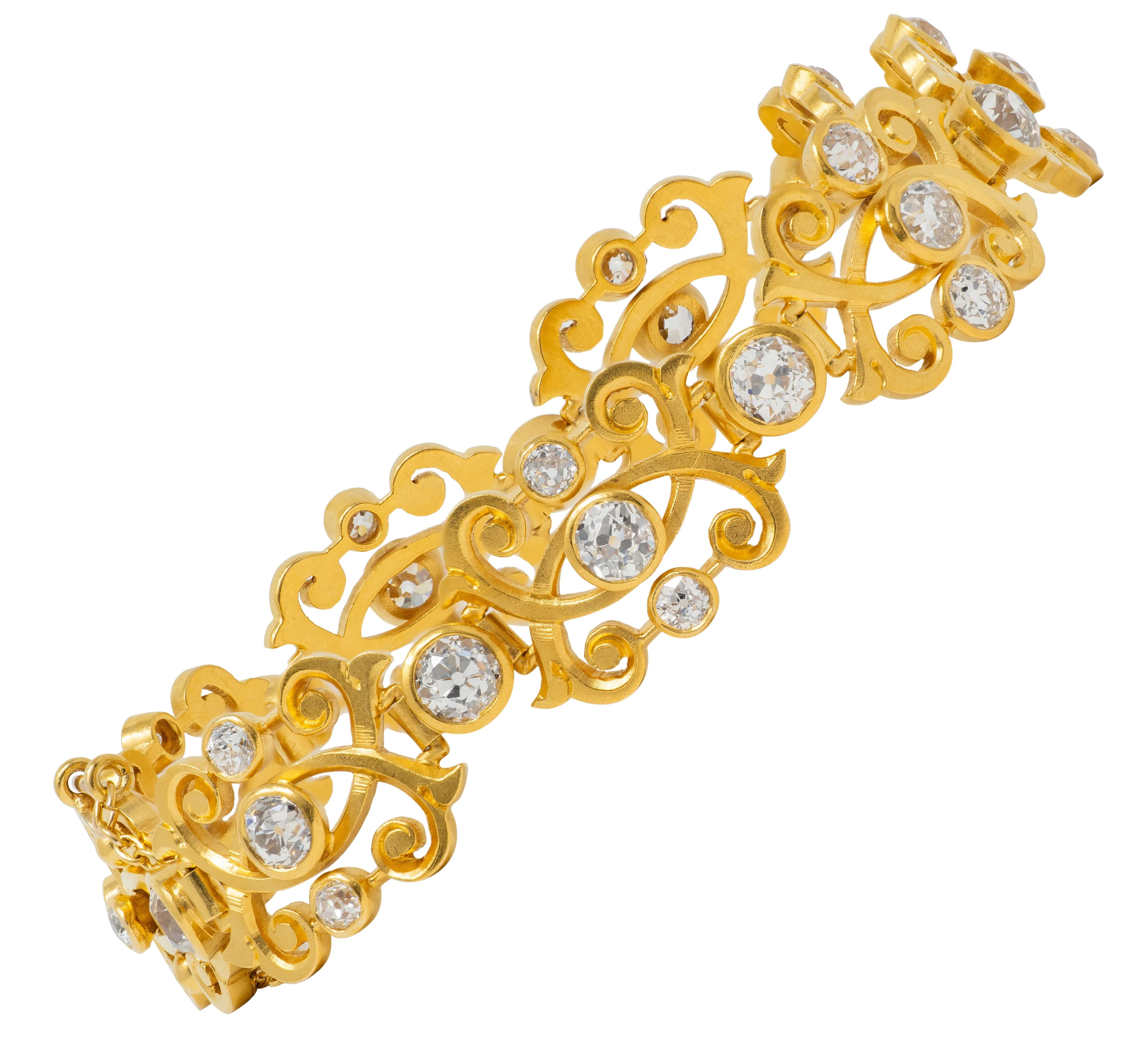 Art Nouveau 6.50 CTW Diamond 18 Karat Yellow Gold Antique Scrolling Link Bracelet