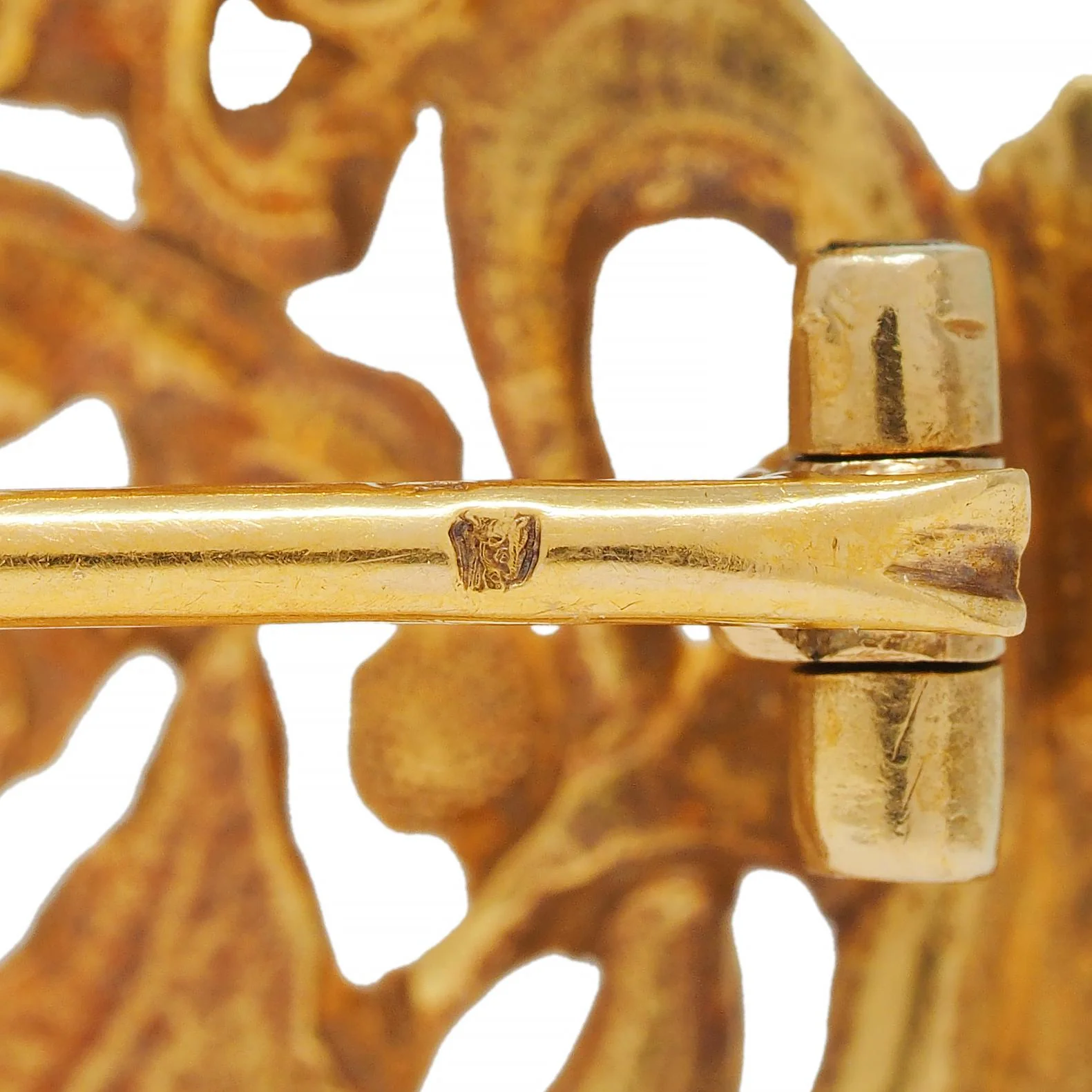 Art Nouveau French 18 Karat Yellow Gold Dragon Holly Circle Brooch - Image 5