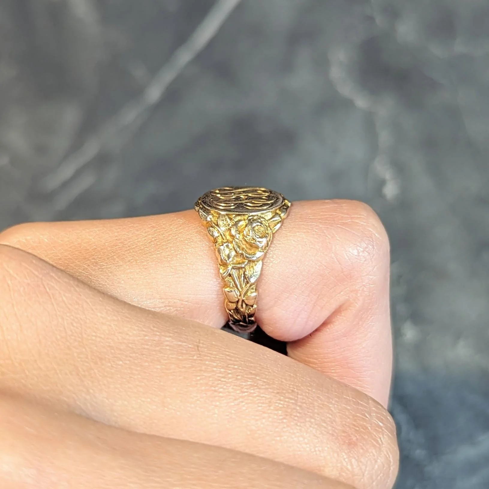 Art Nouveau Jones & Woodland 14 Karat Yellow Gold Antique Rose Unisex Signet Ring - Image 14