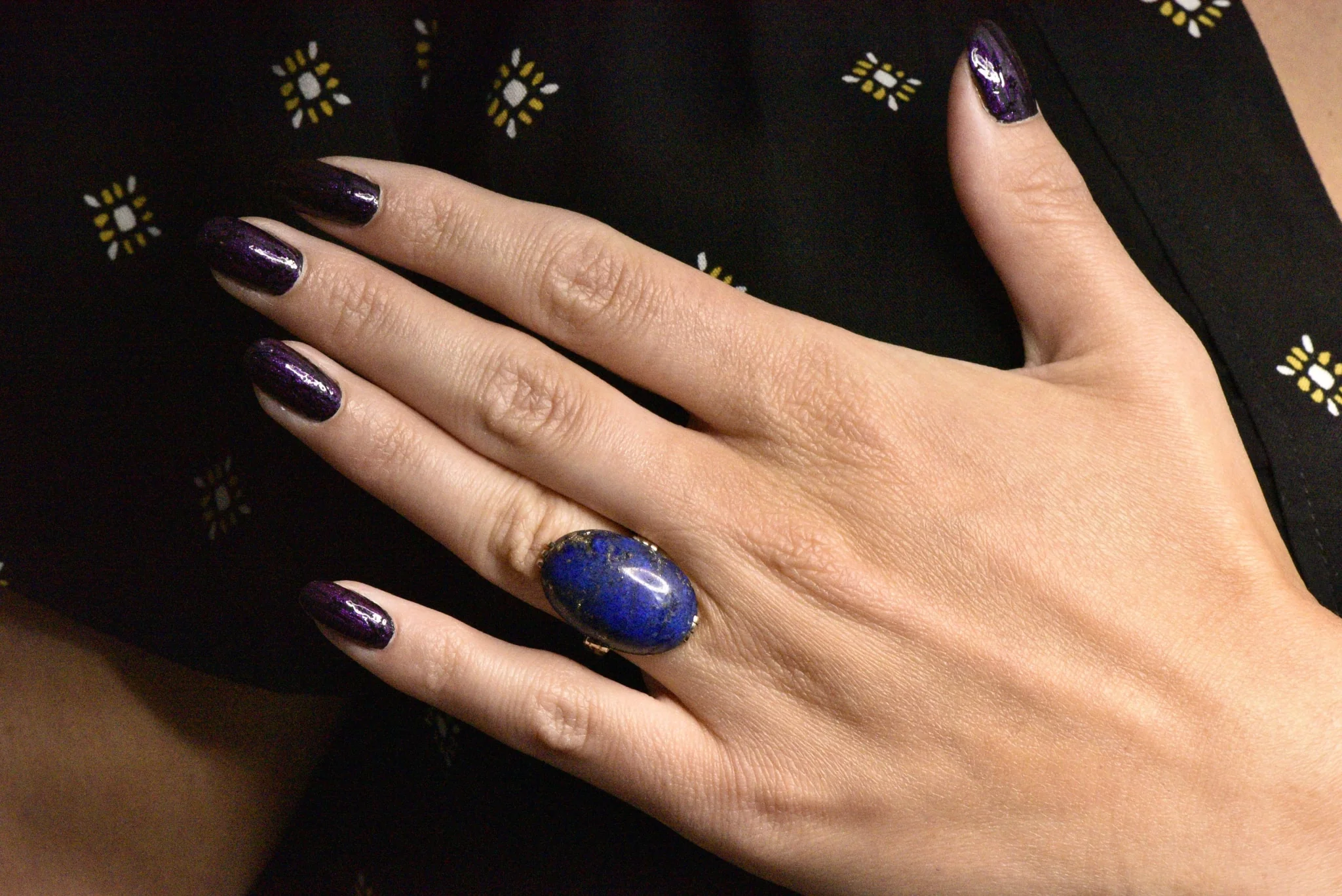 Art Nouveau Lapis Lazuli And 14 Karat White Gold Cocktail Ring - Image 8
