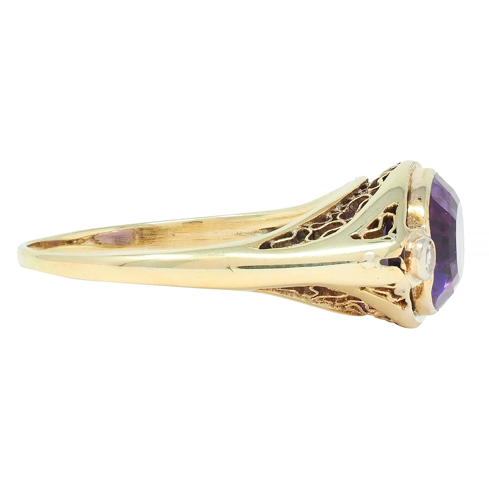 Arts & Crafts Amethyst Diamond 14 Karat Yellow Gold Antique Heart Ring - Image 4