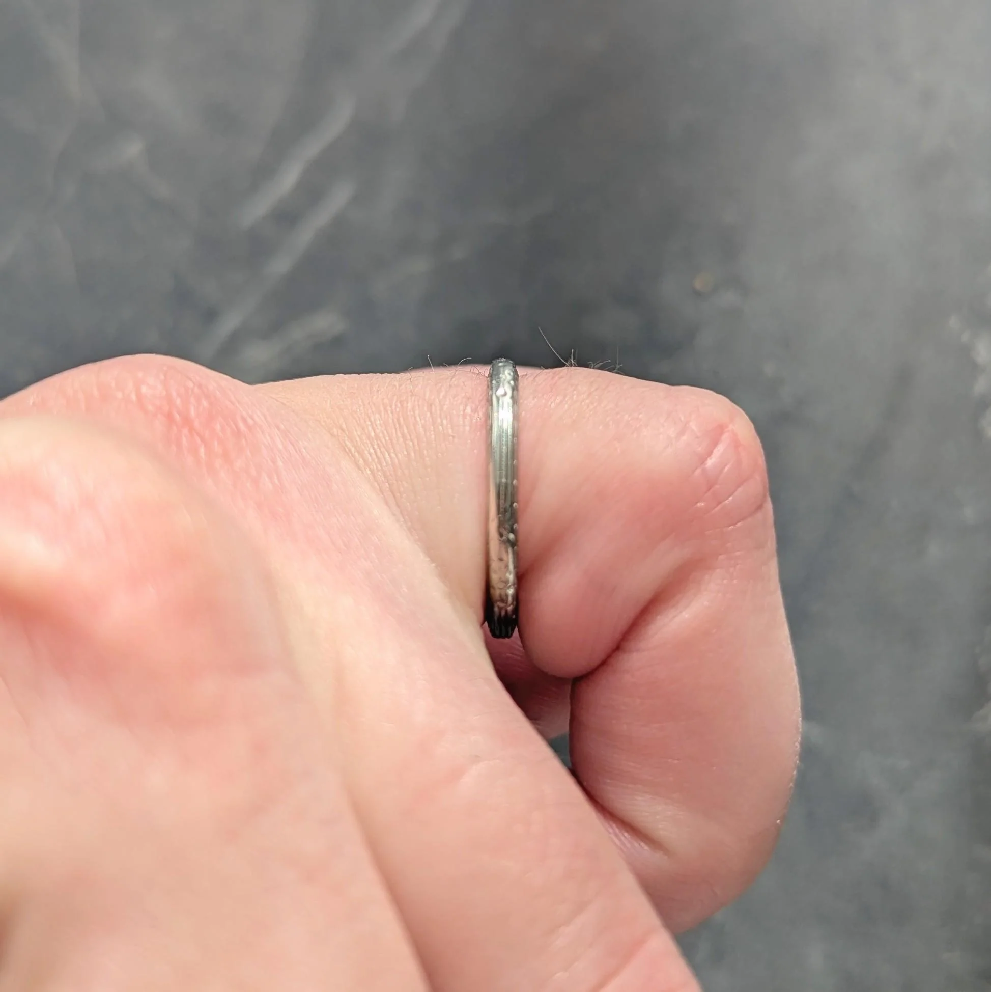 Belais Art Deco 18 Karat White Gold Vintage Wheat Wedding Band Ring - Image 9