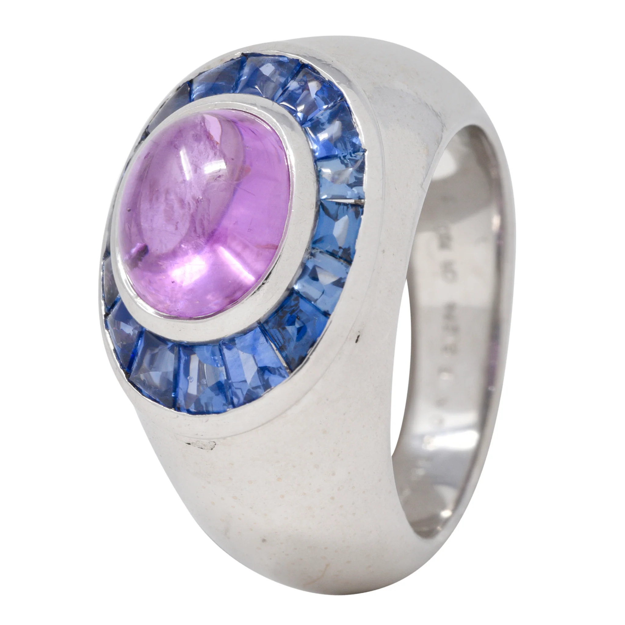 Boucheron French Modernist 5.08 CTW Purple Sapphire Cabochon 18 Karat White Gold Halo Vintage Ring - Image 8