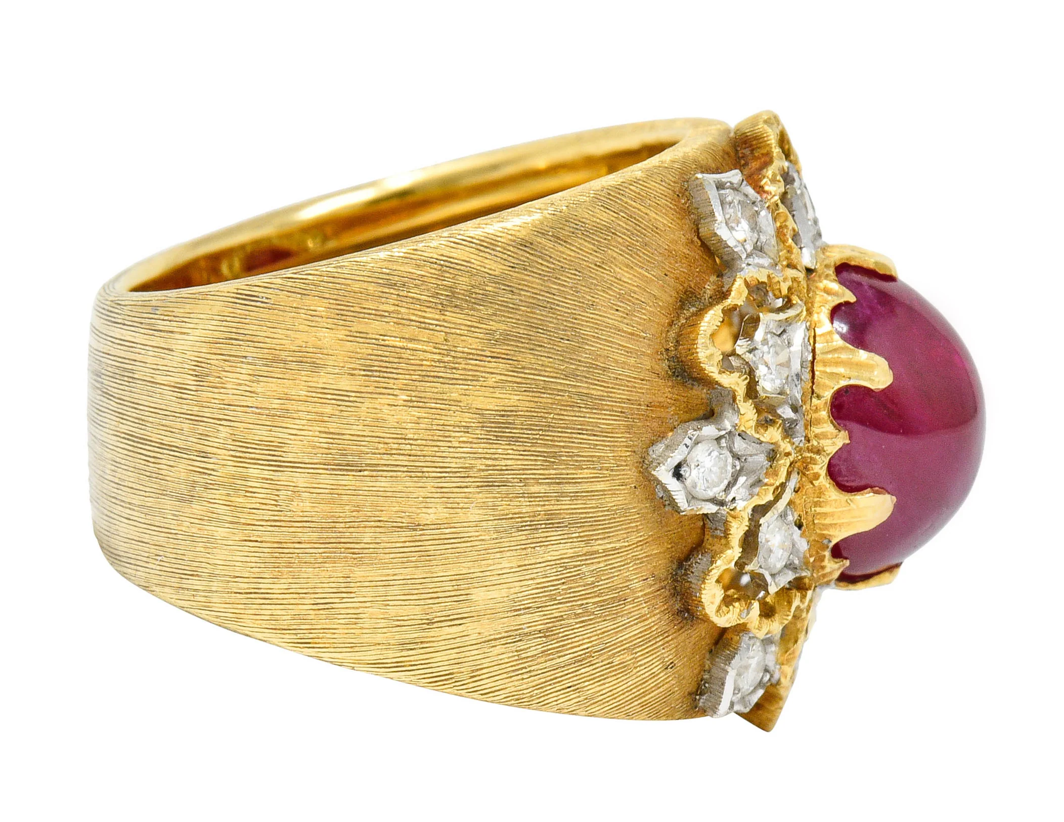 Buccellati 4.95 CTW Ruby Diamond 18 Karat Gold Italian Cluster Ring - Image 4