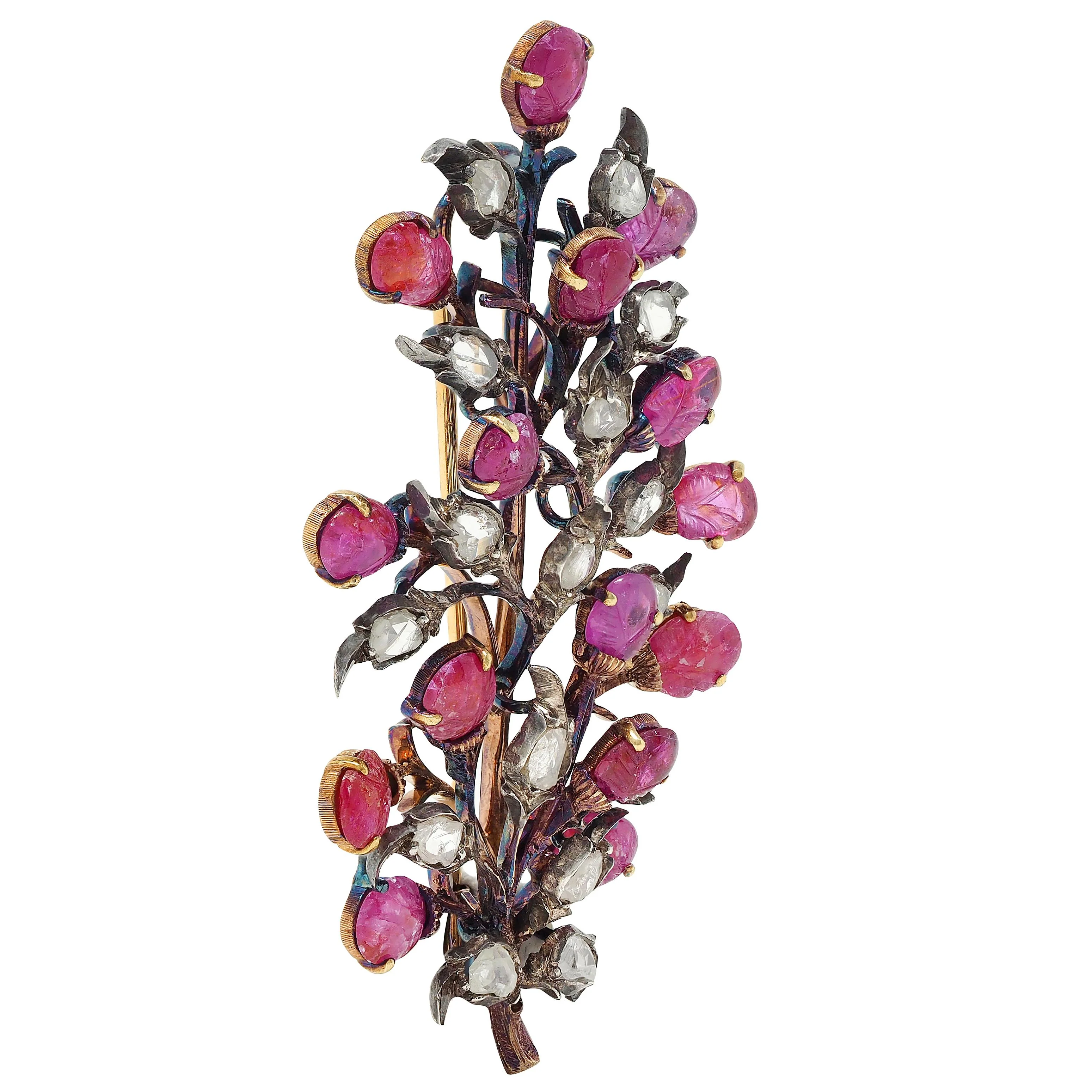 Buccellati Mid-Century 12.60 CTW Ruby Diamond 18 Karat Yellow Gold Silver Vintage Foliate Brooch - Image 3
