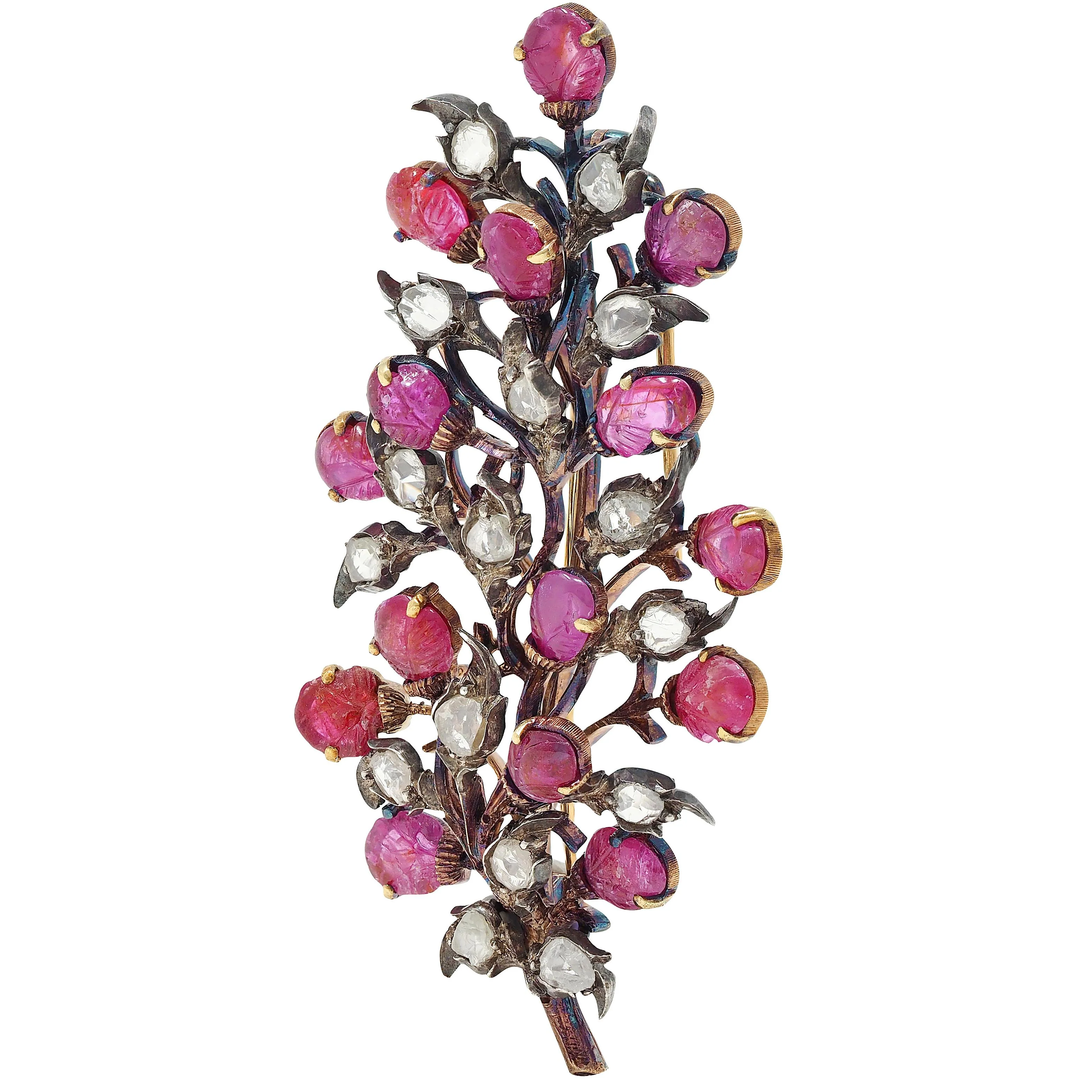 Buccellati Mid-Century 12.60 CTW Ruby Diamond 18 Karat Yellow Gold Silver Vintage Foliate Brooch - Image 5