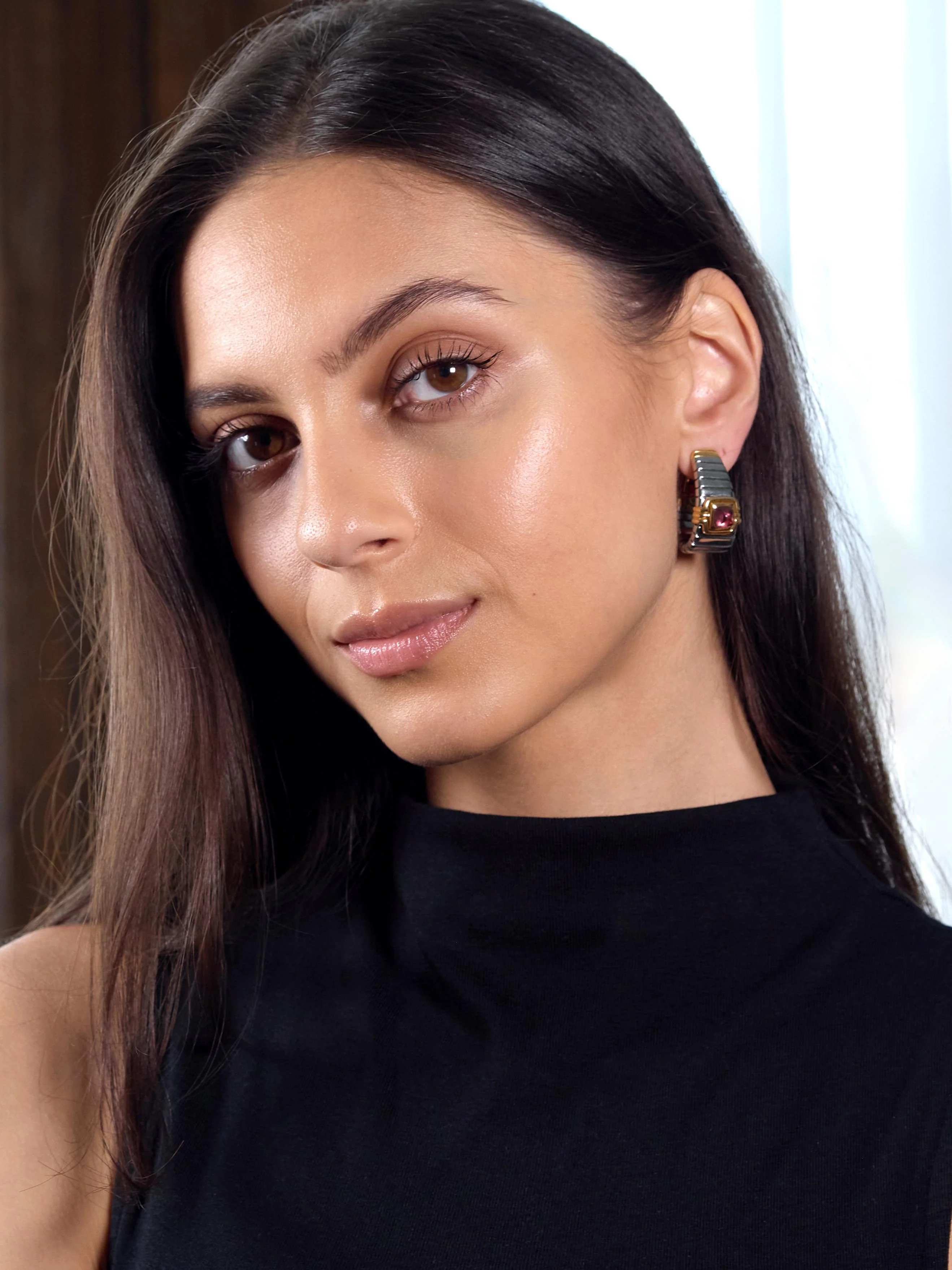 Bulgari 1980's Tourmaline 18 Karat Yellow Stainless Steel Vintage Tubogas Serpenti J-Hoop Ear-Clip Earrings - Image 10