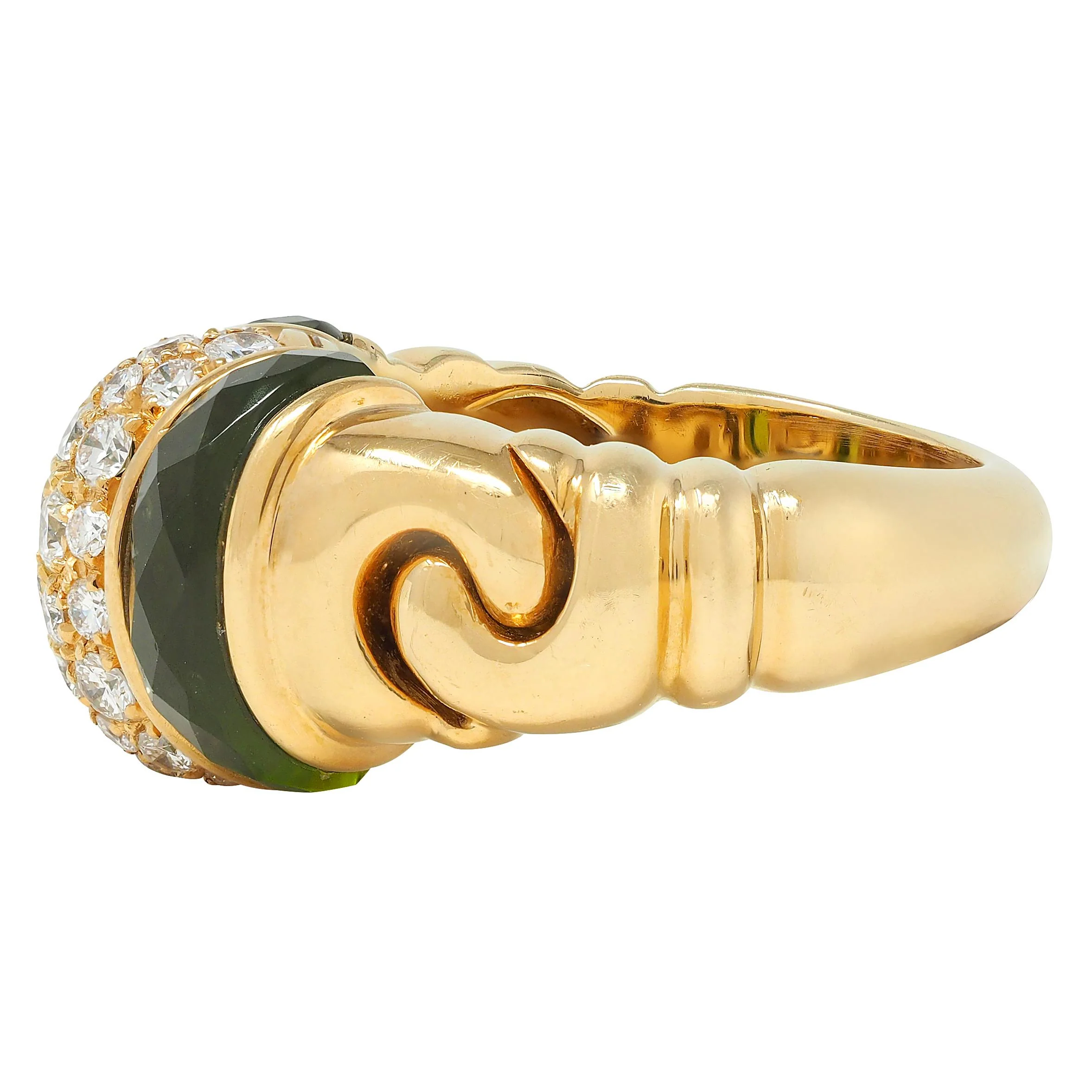 Bulgari 1990 1.16 CTW Diamond Peridot 18 Karat Yellow Gold Vintage Passo Doppio Ring - Image 4