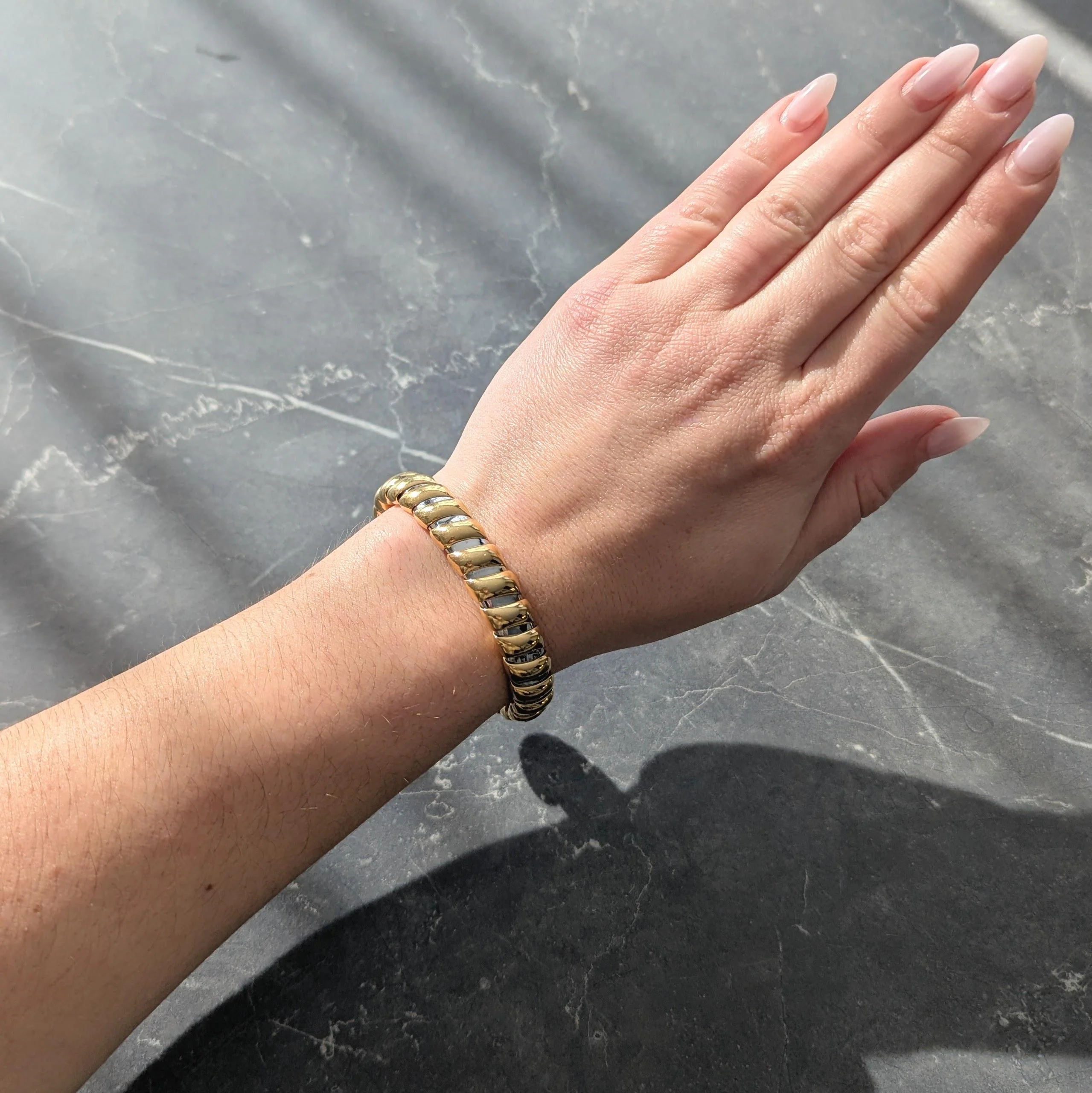 Bulgari 1990's 18 Karat Yellow Gold Stainless Steel Tubogas Vintage Cuff Bracelet - Image 2