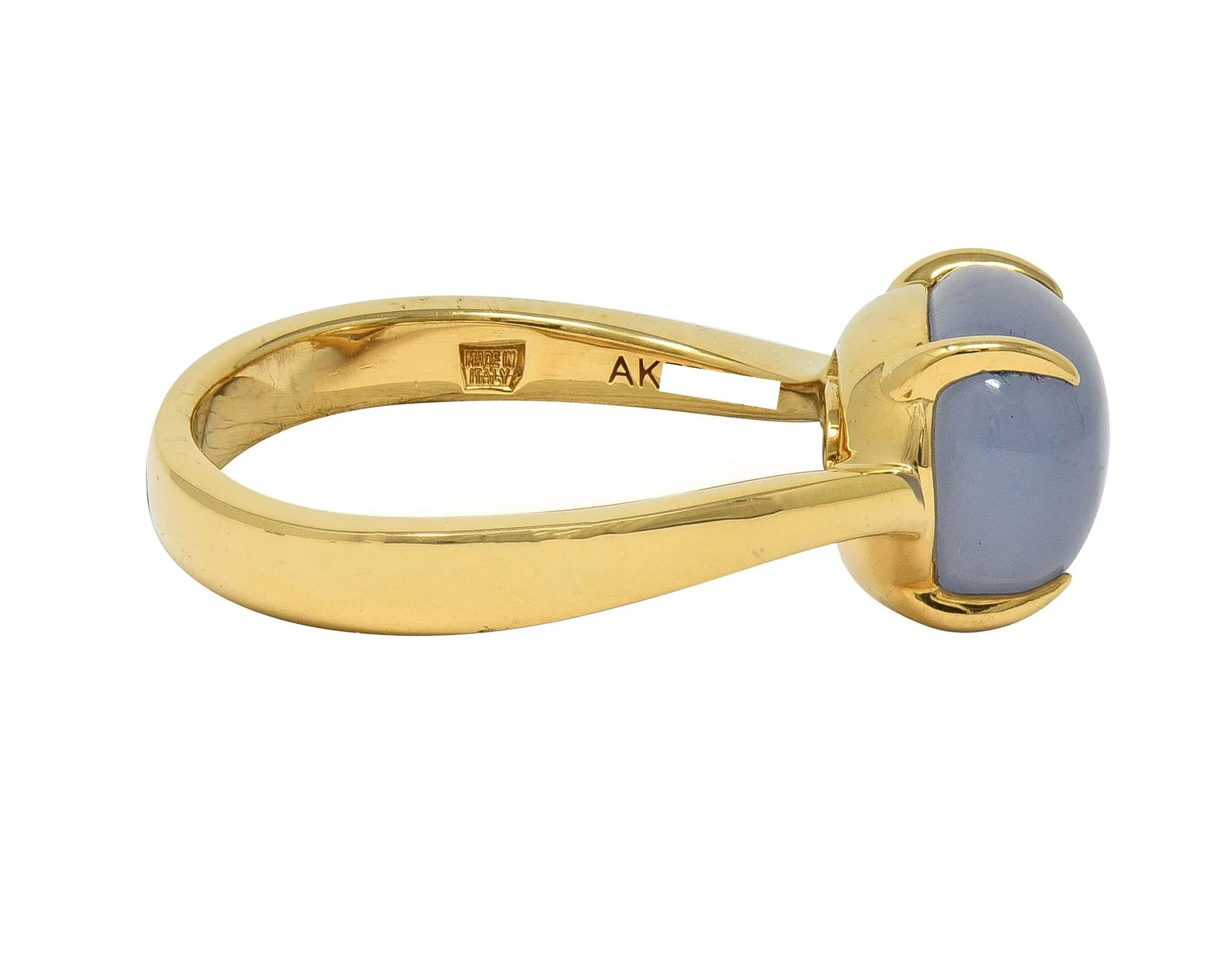 Bulgari 2005 Gray Moonstone Cabochon 18 Karat Yellow Gold Vintage Ring - Image 4