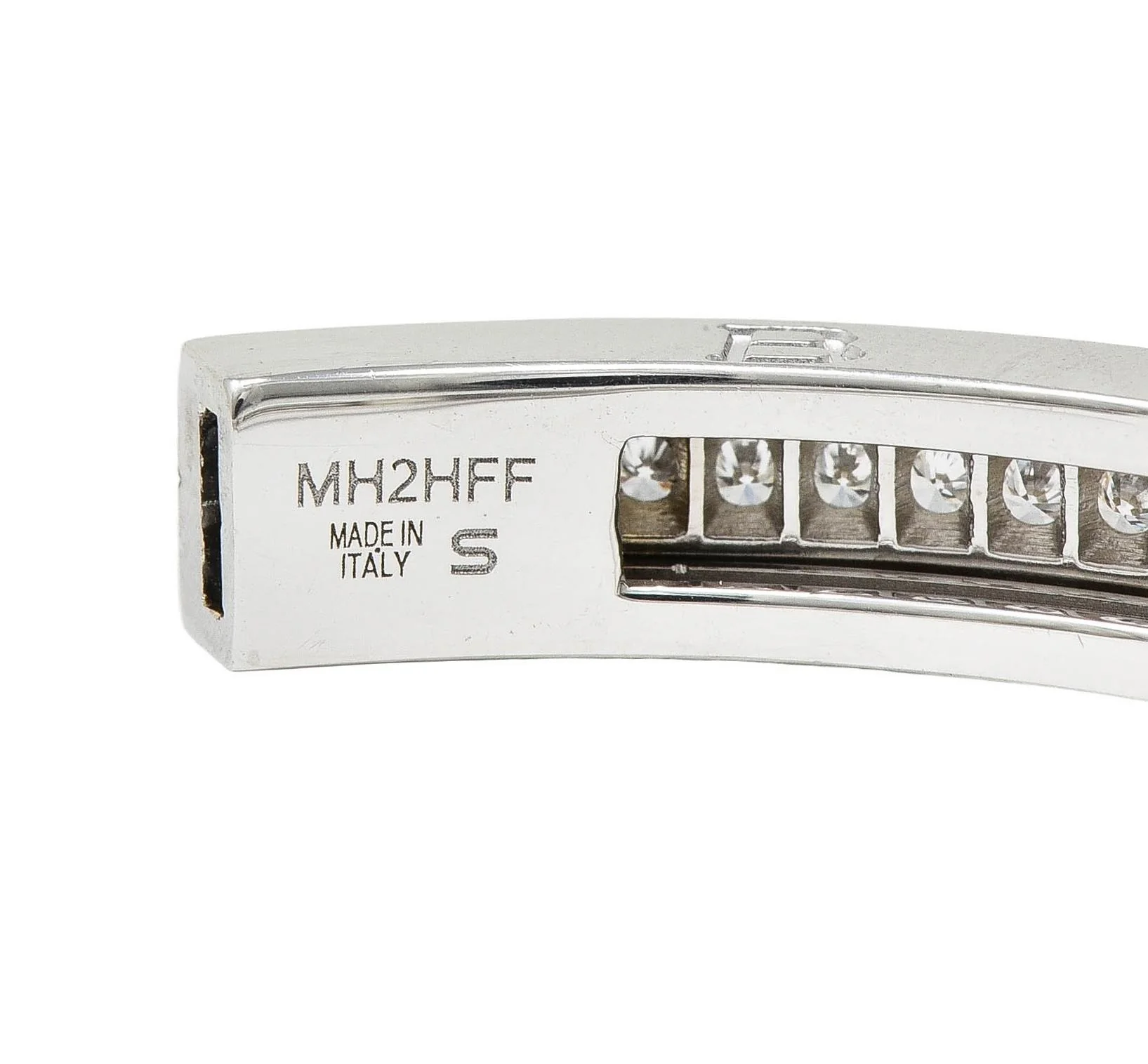 Bulgari Contemporary 1.44 CTW Diamond 18 Karat White Gold BZero1 Bangle Bracelet - Image 7