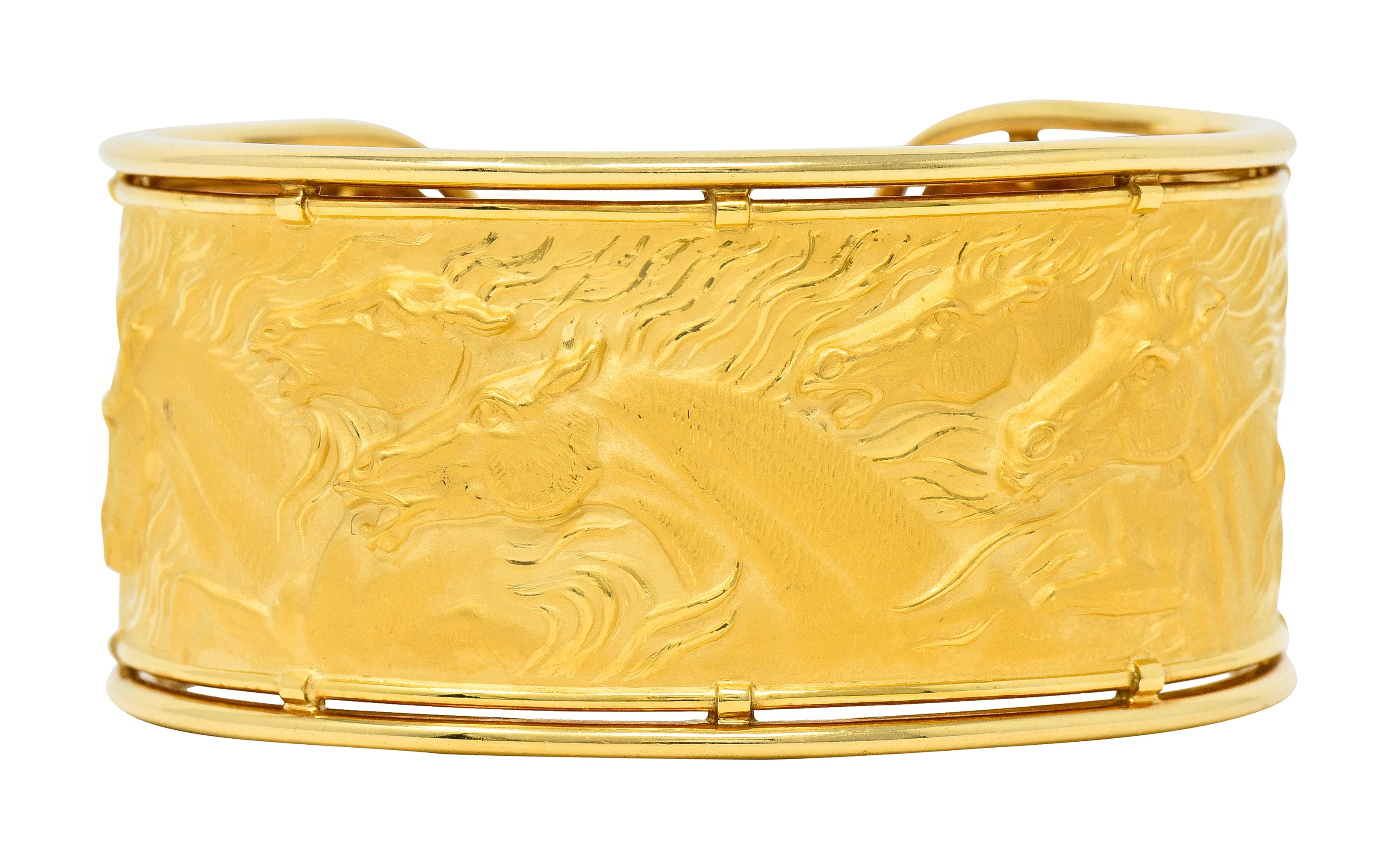 Carrera Y Carrera 1980's 18 Karat Yellow Gold Ecuestre Horse Vintage Cuff Bracelet