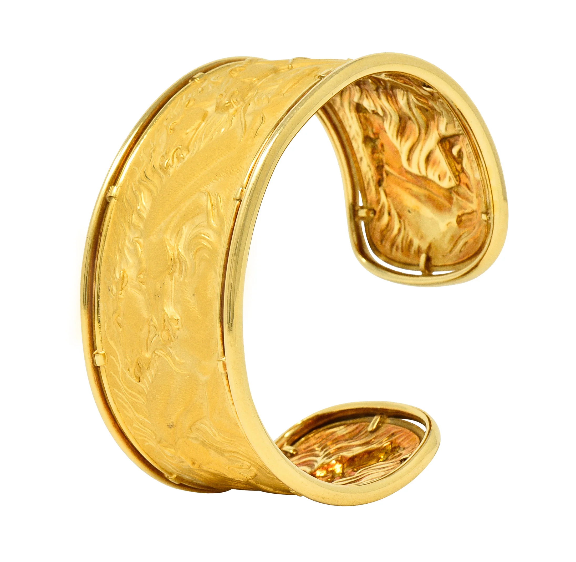 Carrera Y Carrera 1980's 18 Karat Yellow Gold Ecuestre Horse Vintage Cuff Bracelet - Image 11