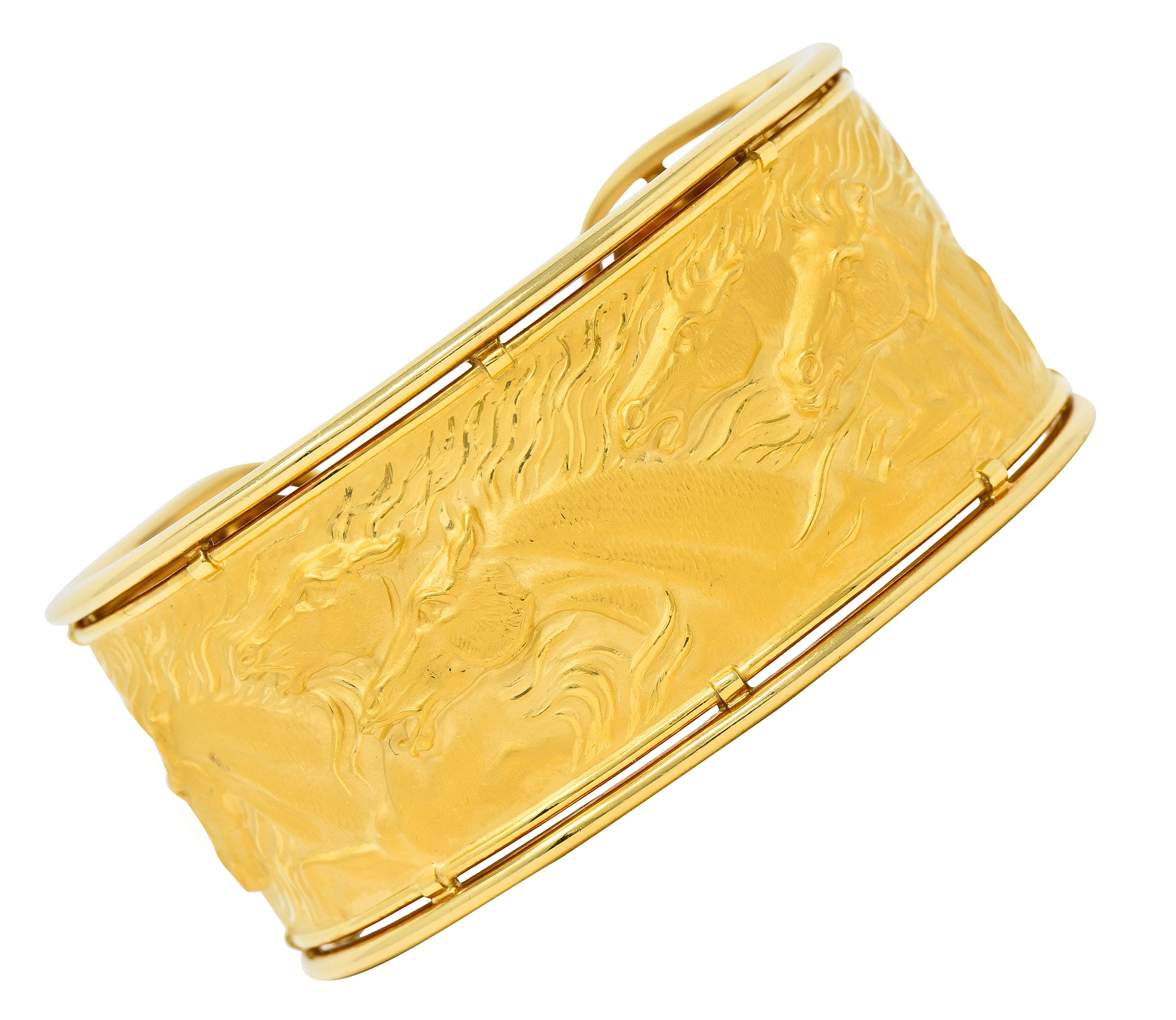 Carrera Y Carrera 1980's 18 Karat Yellow Gold Ecuestre Horse Vintage Cuff Bracelet - Image 2
