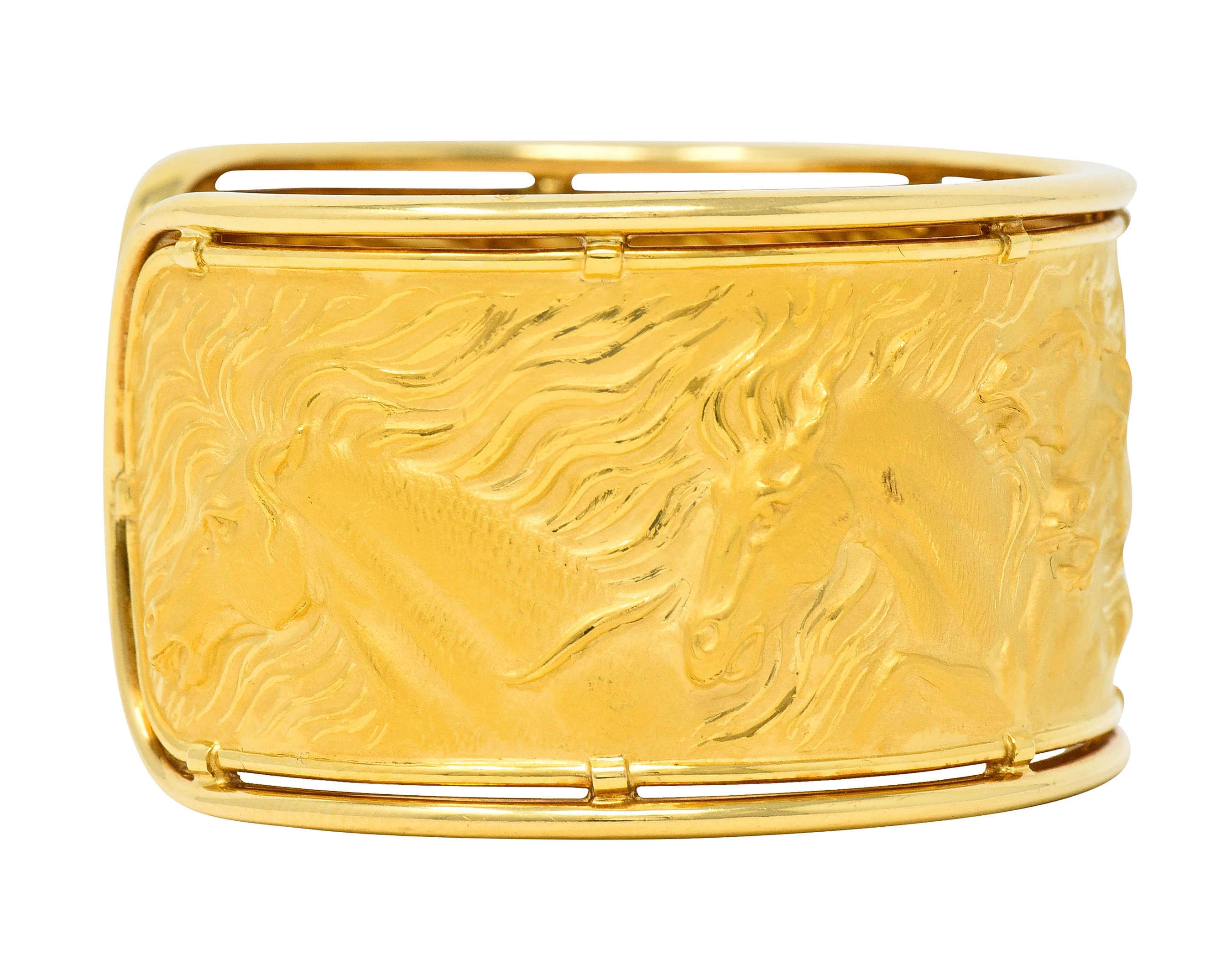 Carrera Y Carrera 1980's 18 Karat Yellow Gold Ecuestre Horse Vintage Cuff Bracelet - Image 4
