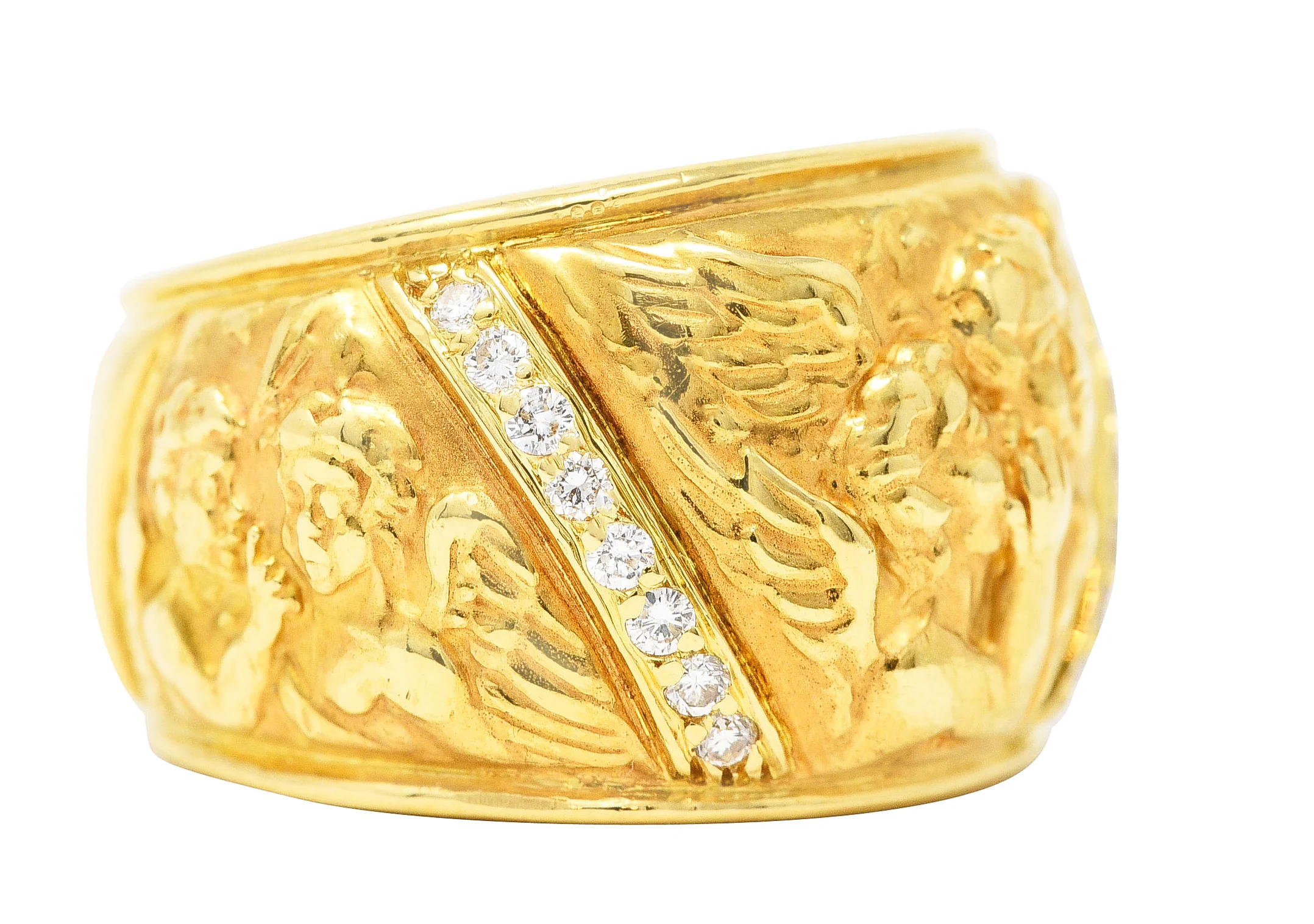 Carrera y Carrera 1990's 18 Karat Yellow Gold Repoussé Cherub Vintage Band Ring - Image 2