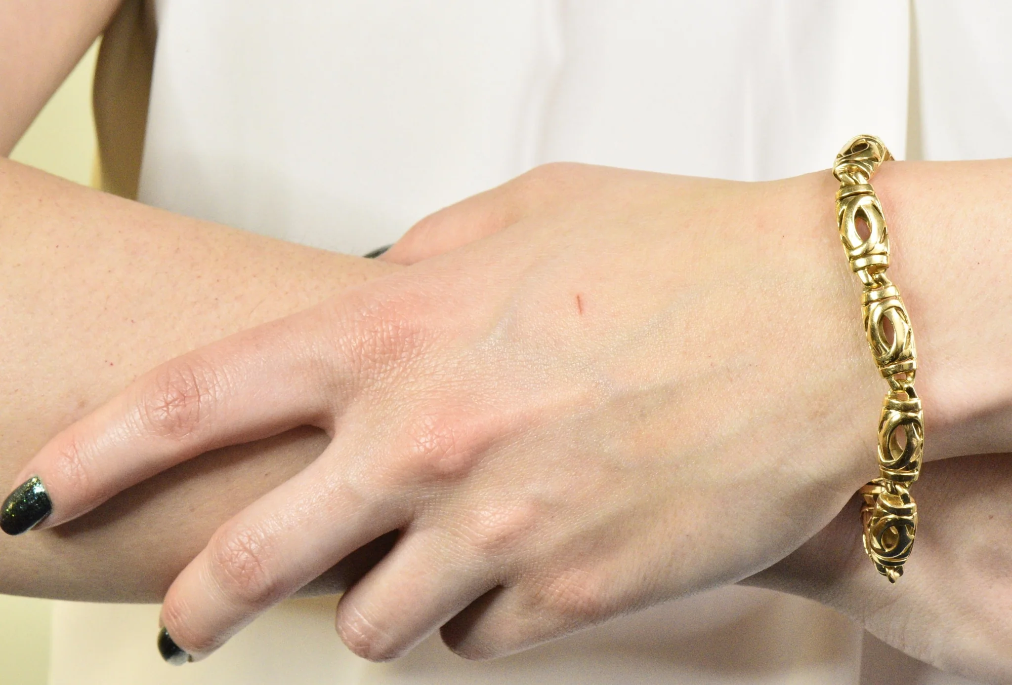 Cartier French 18 Karat Gold Link Bracelet - Image 6