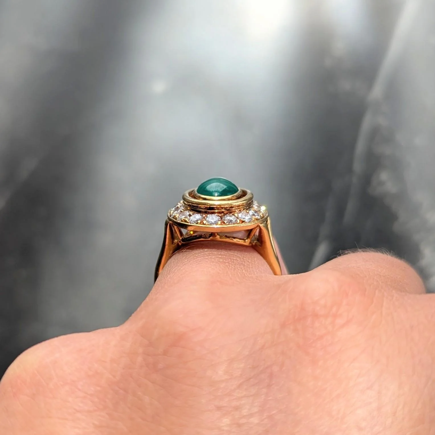 Cartier Paris 1960's Modern Cabochon Emerald Diamond 18 Karat Yellow Gold Vintage Halo Ring - Image 12