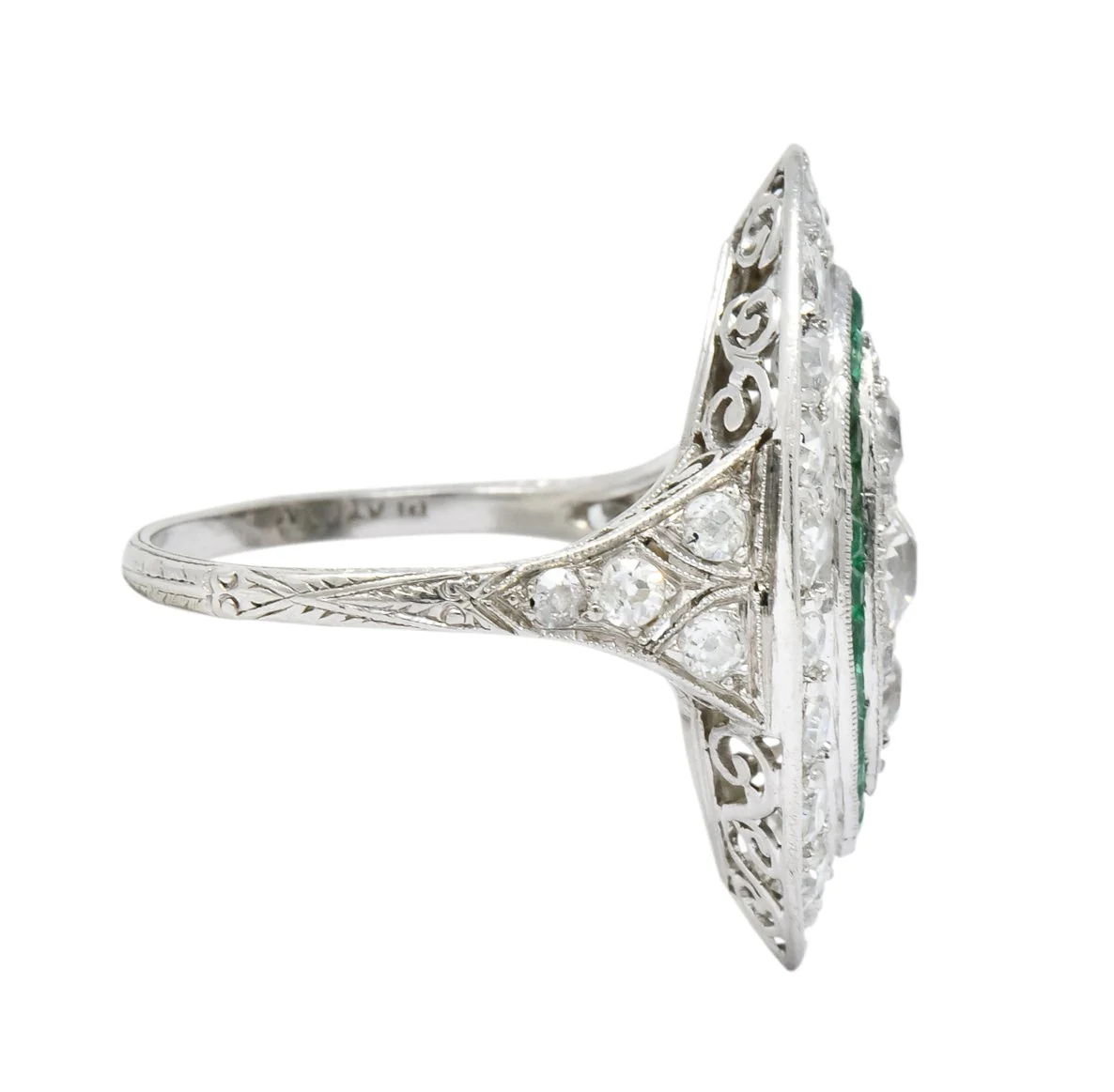Circa 1915 Edwardian 2.95 CTW Diamond Emerald Platinum Dinner Ring - Image 3