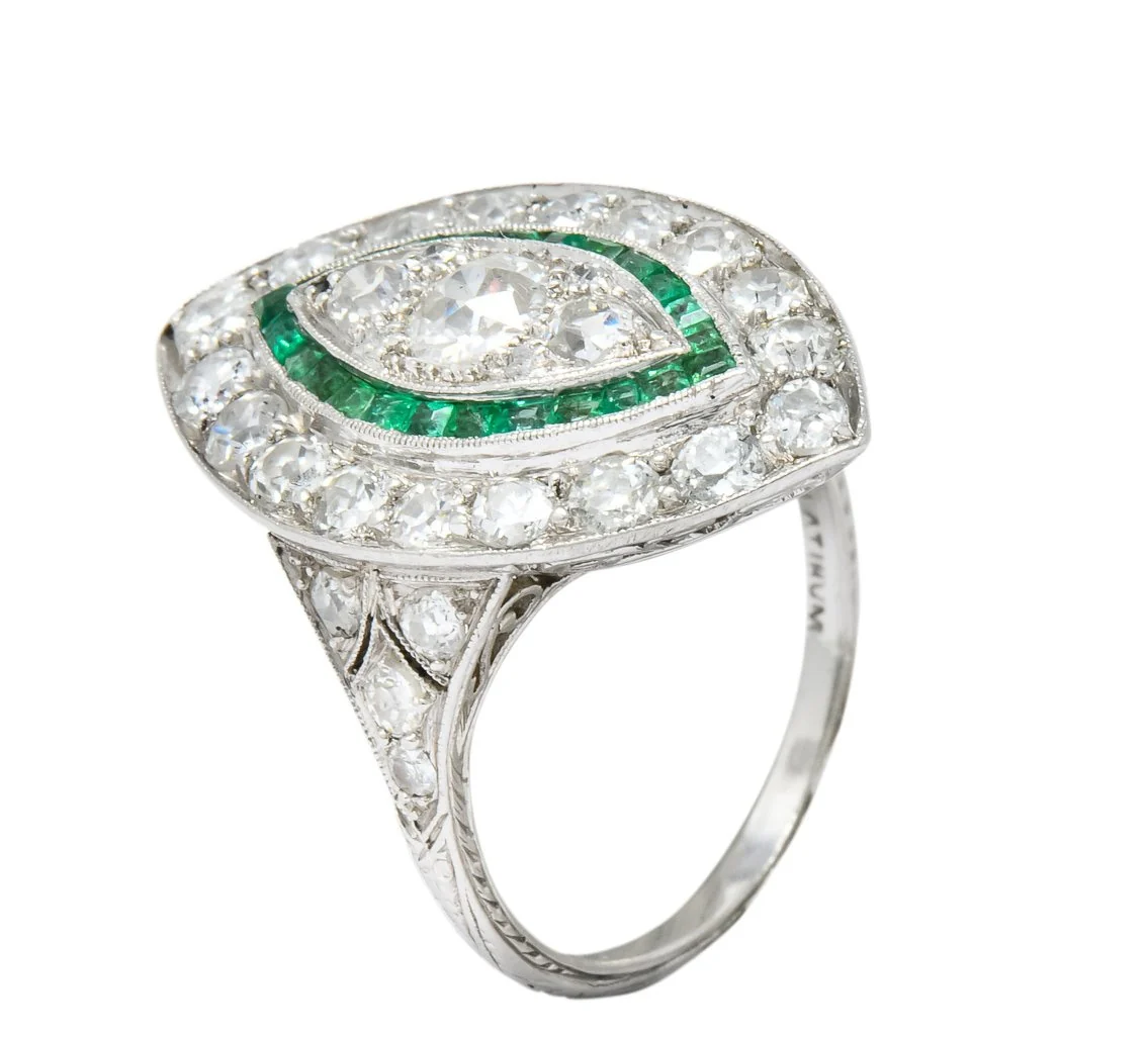 Circa 1915 Edwardian 2.95 CTW Diamond Emerald Platinum Dinner Ring - Image 8