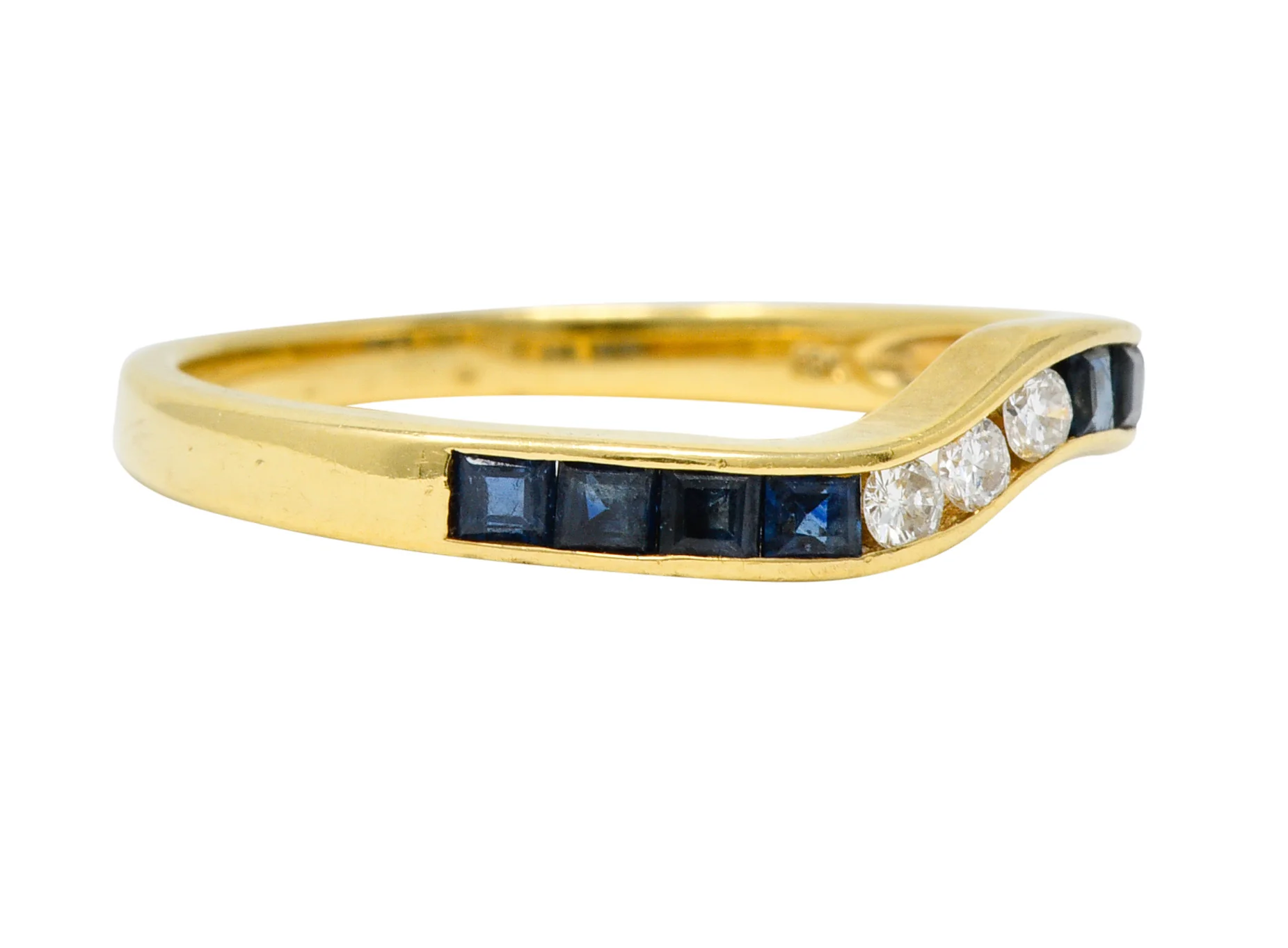 Contemporary 0.50 CTW Sapphire Diamond 18 Karat Gold Chevron Band Ring - Image 2