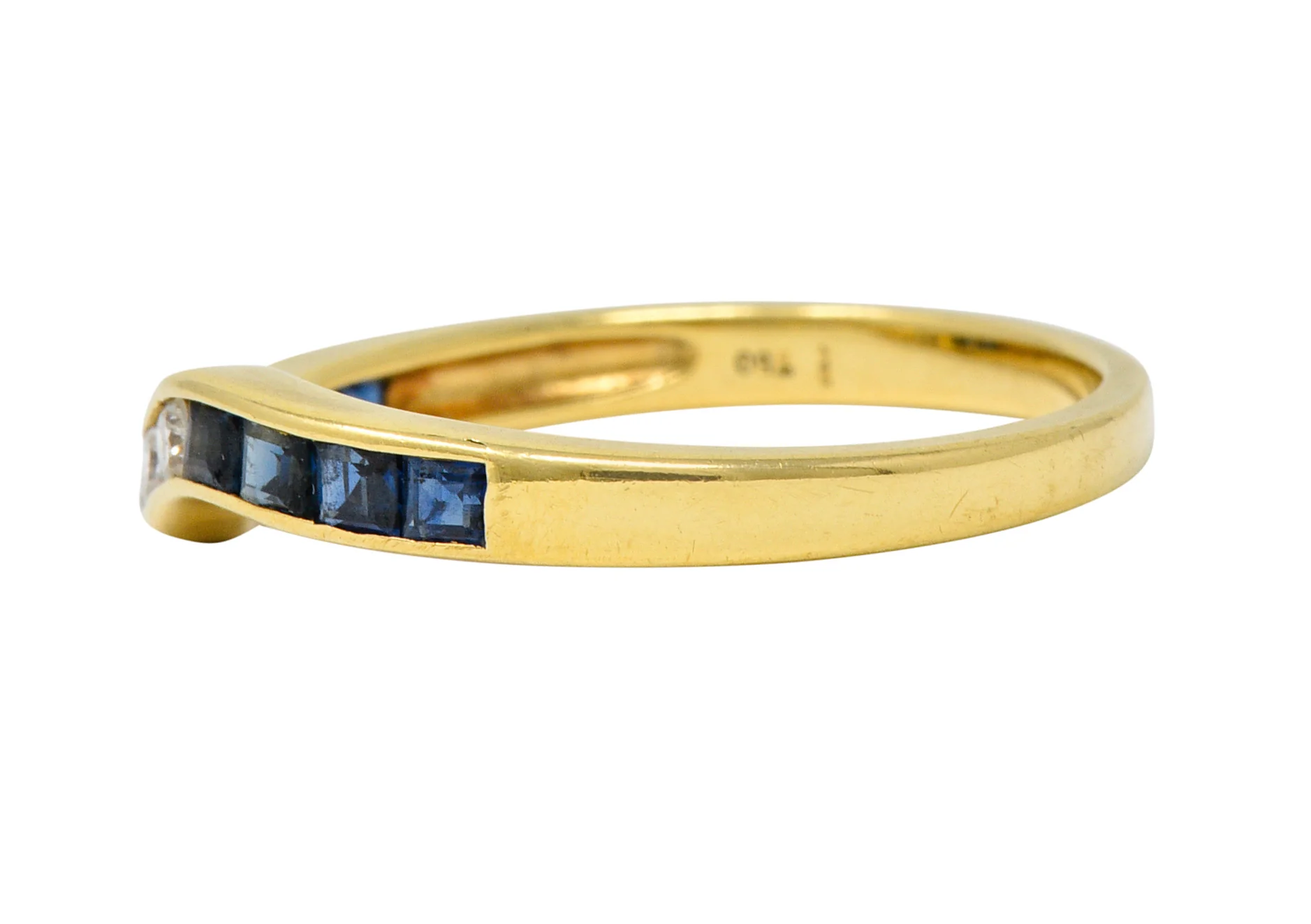 Contemporary 0.50 CTW Sapphire Diamond 18 Karat Gold Chevron Band Ring - Image 5