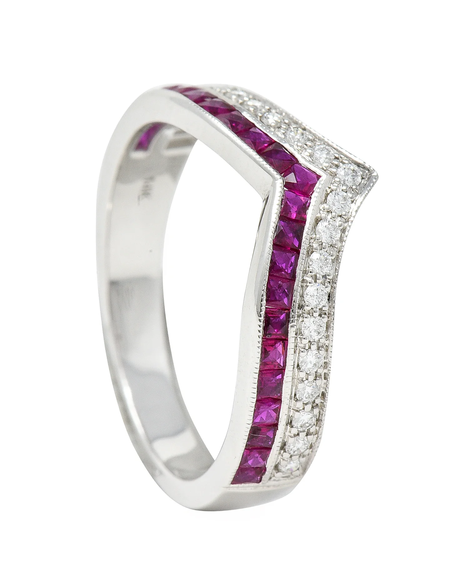 Contemporary 0.69 CTW French Cut Ruby Diamond 14 Karat White Gold Chevron Contour Band Ring - Image 11
