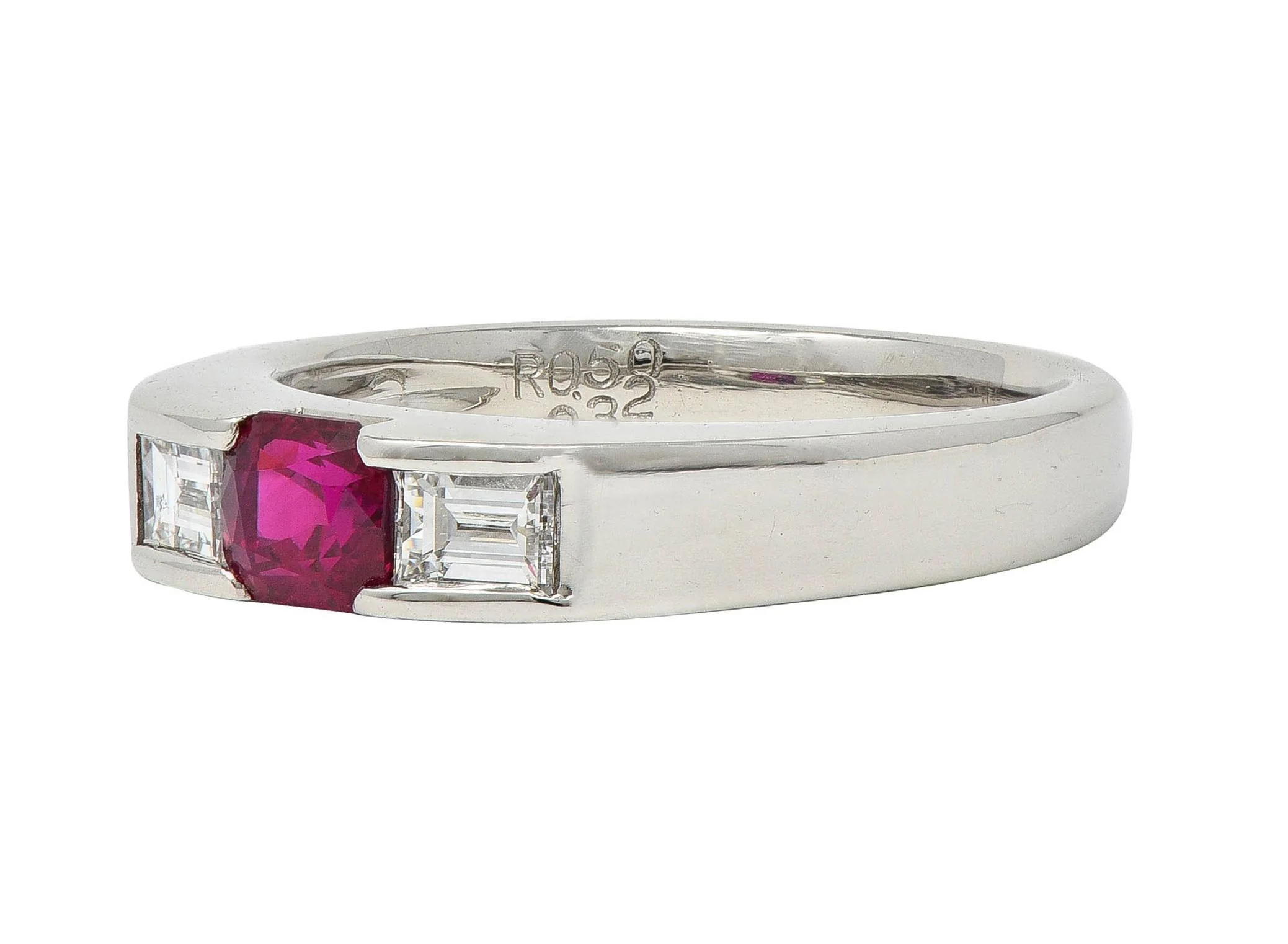 Contemporary 0.82 CTW Ruby Diamond Platinum Three Stone Ring - Image 4
