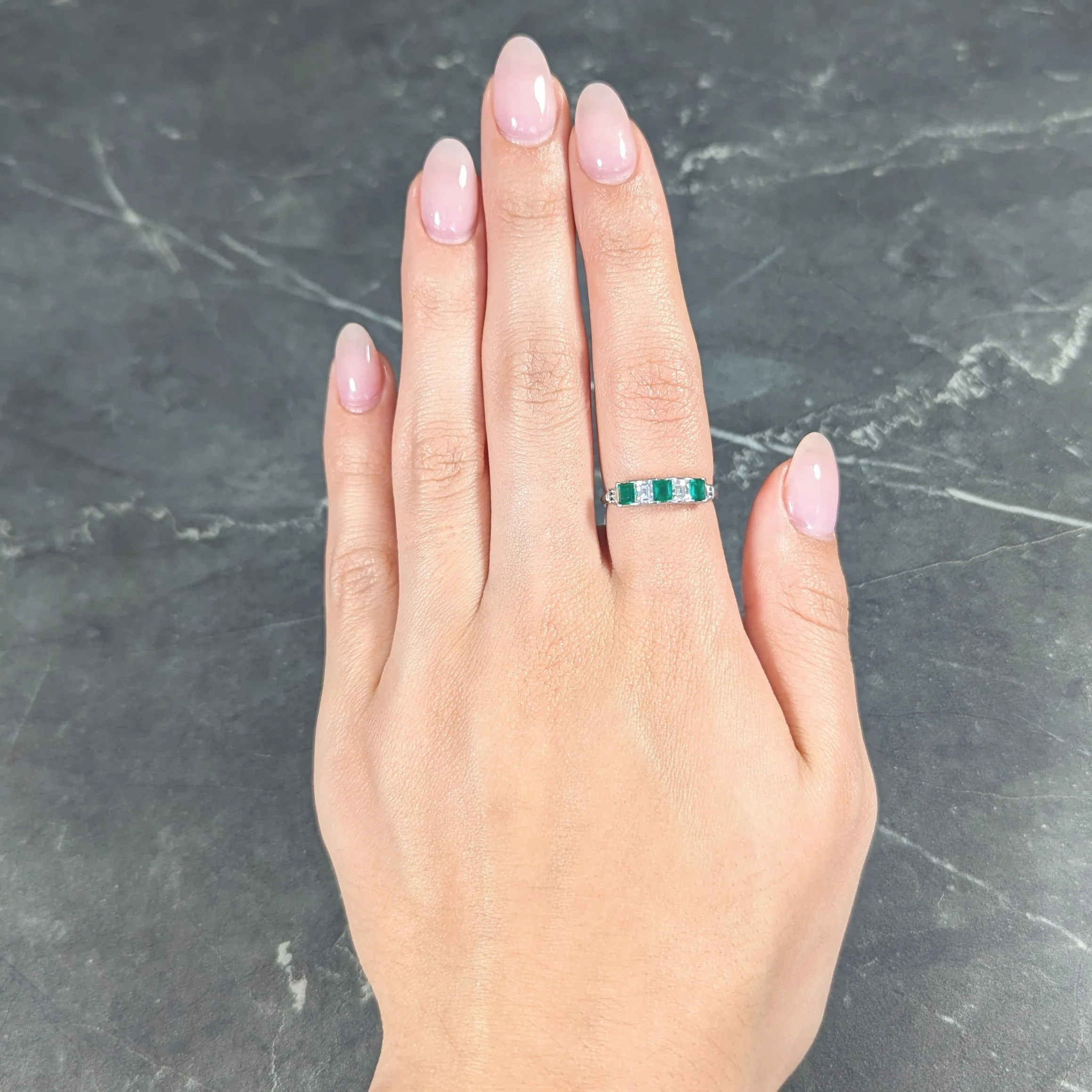 Contemporary 0.97 CTW Emerald Diamond Platinum Scrolling Band Ring - Image 10