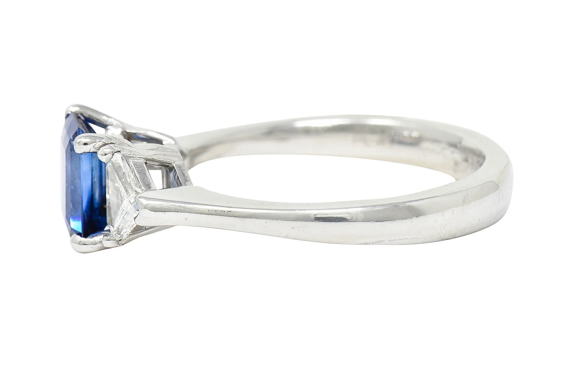 Contemporary 1.25 CTW Sapphire Diamond Three Stone Ring - Image 5