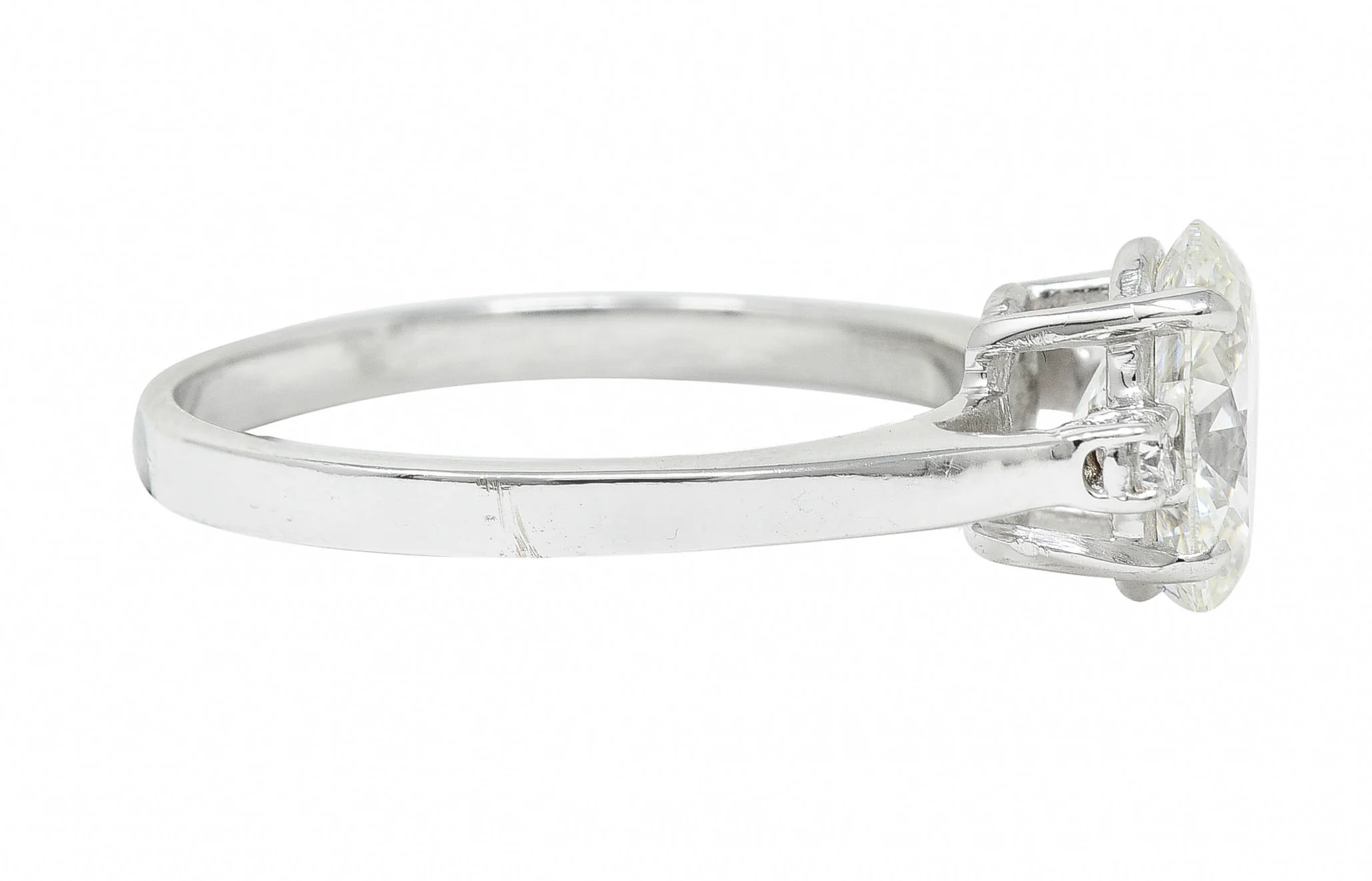Contemporary 1.28 CTW Oval Diamond 14 Karat White Gold Engagement Ring - Image 3