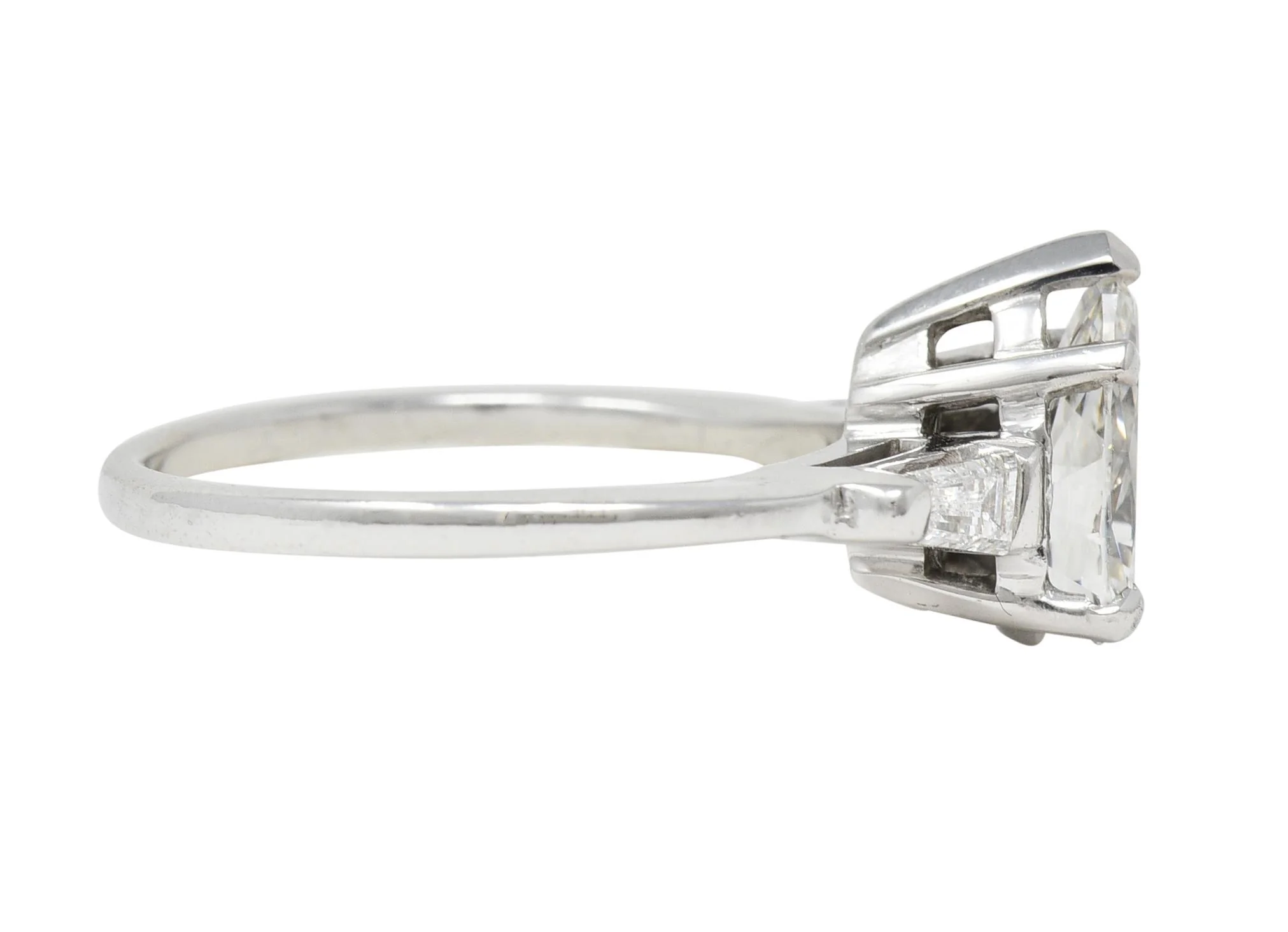 Contemporary 1.46 CTW Pear Diamond 14 Karat White Gold Engagement Ring GIA - Image 3
