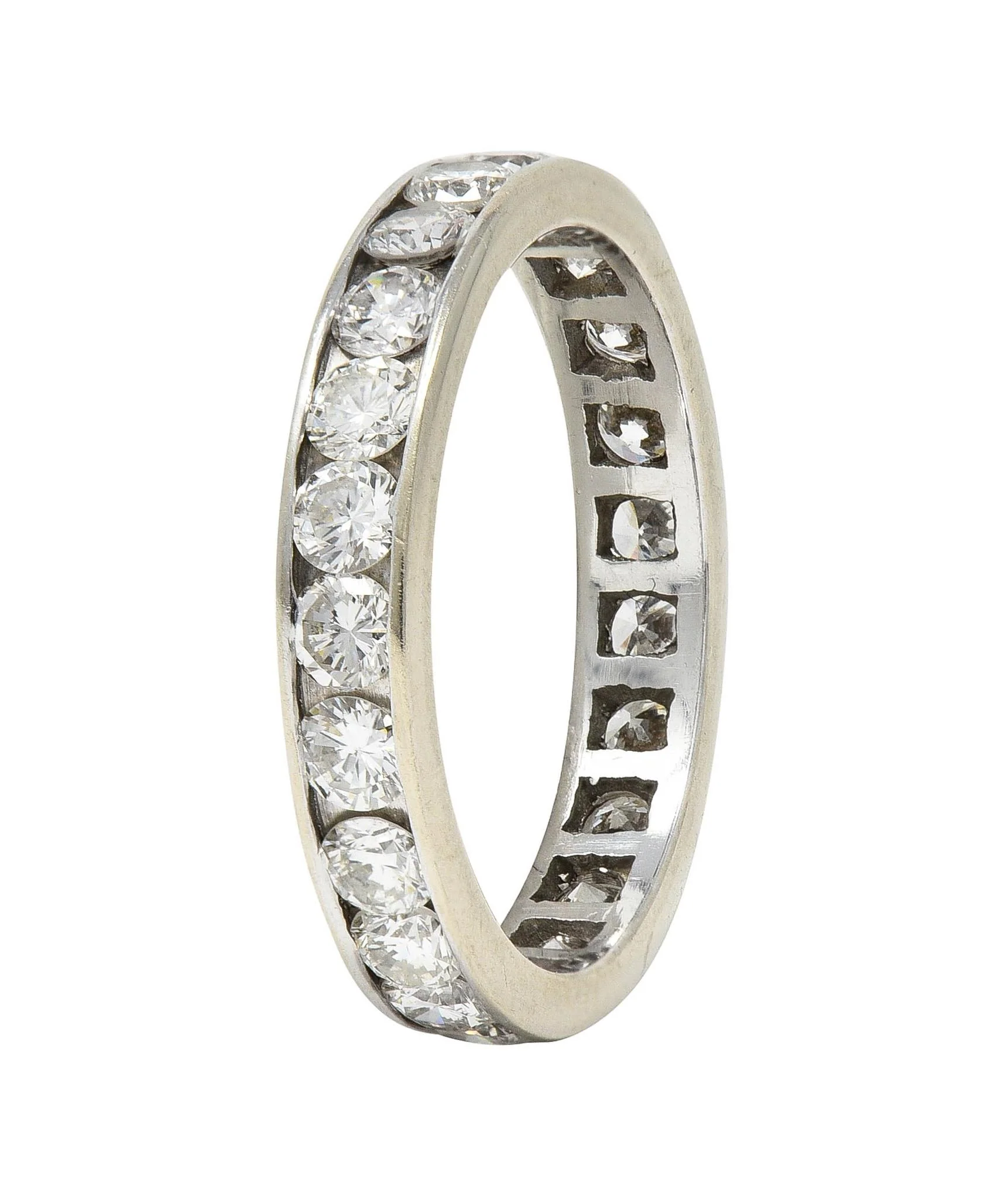 Contemporary 1.61 CTW Round Diamond 14 Karat White Gold Eternity Wedding Band Ring - Image 2