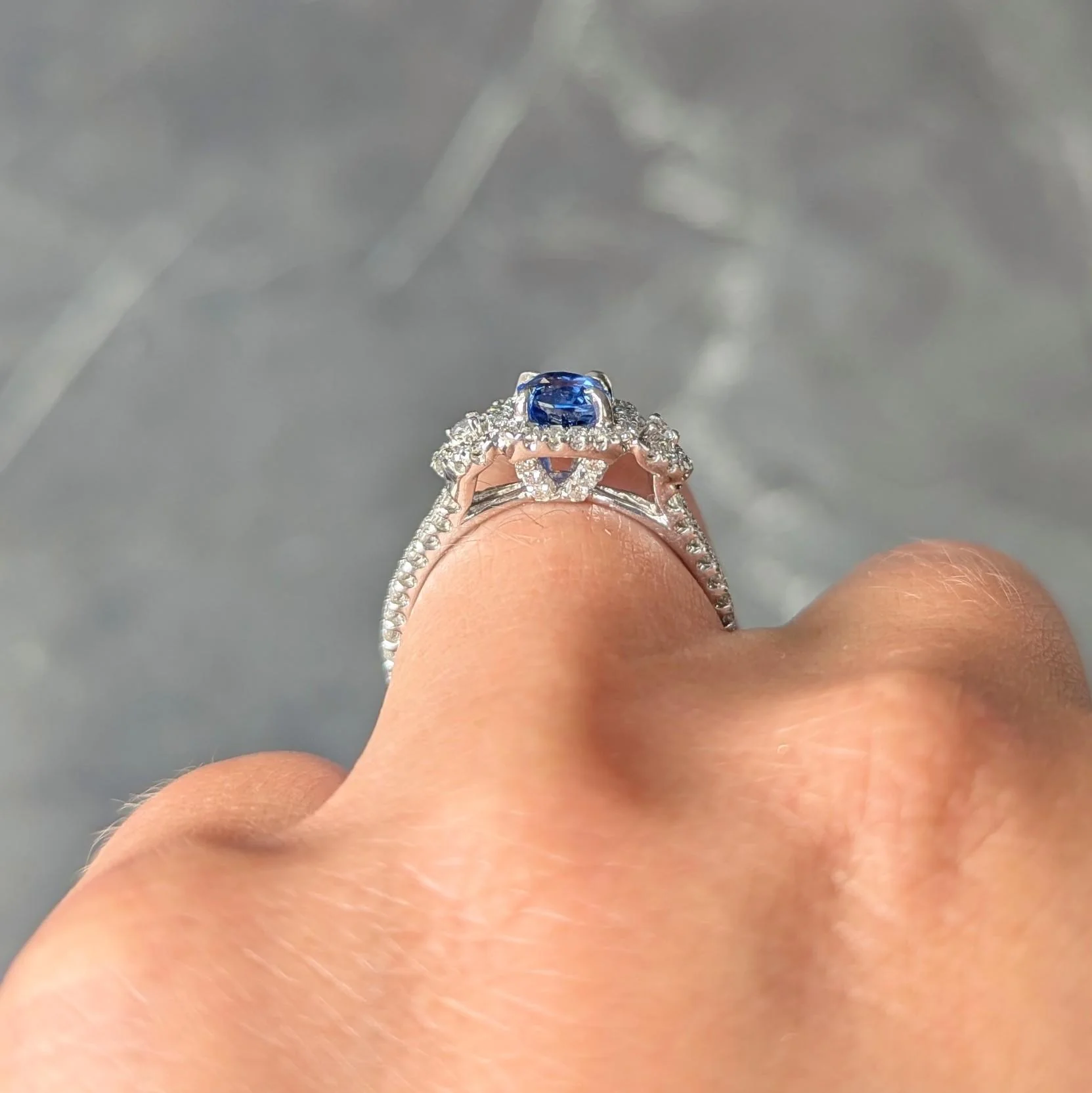 Contemporary 1.98 CTW Sapphire Diamond 18 Karat White Gold Halo Ring - Image 8
