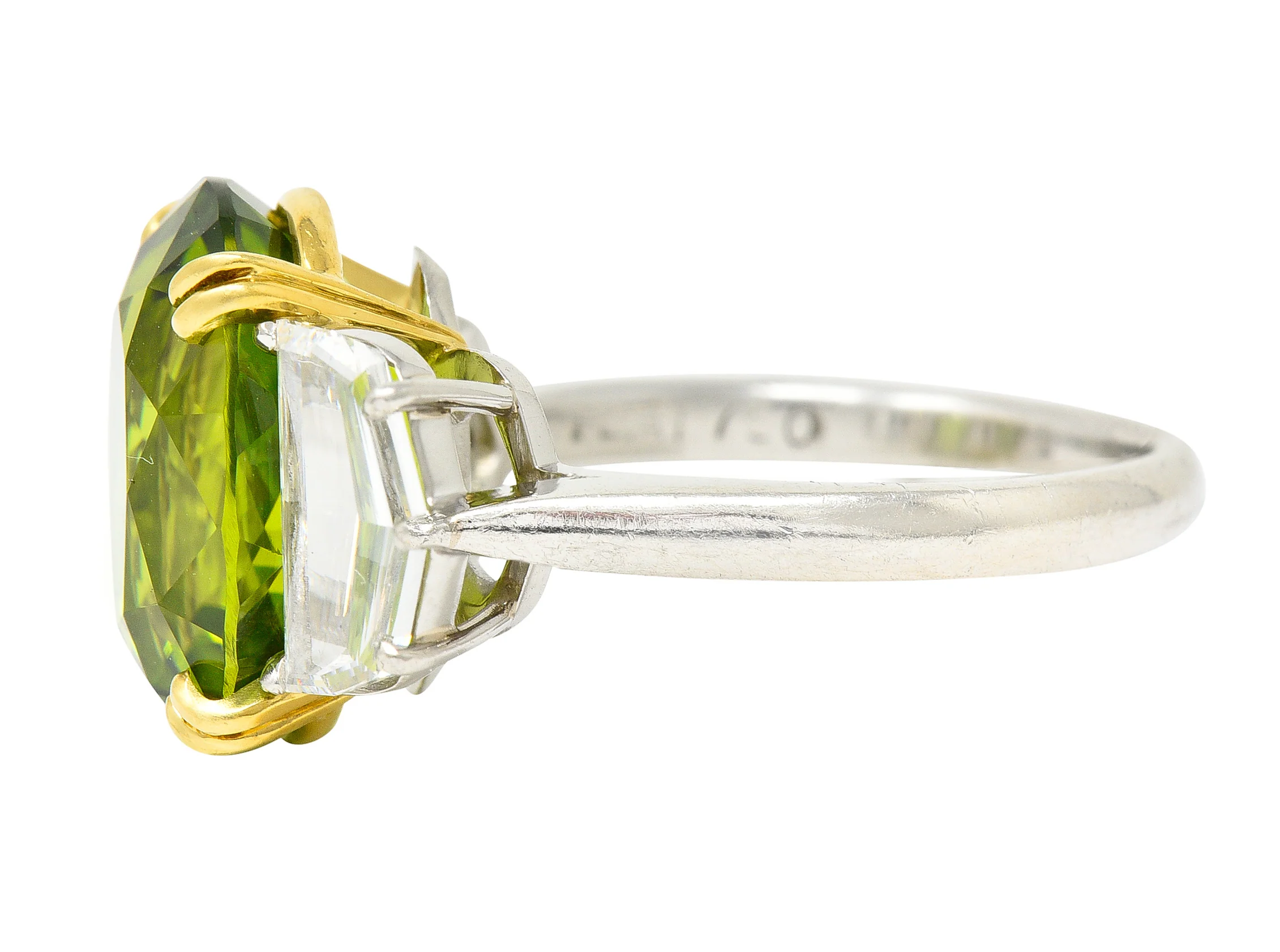 Contemporary 10.51 CTW Oval Cut Peridot Half Moon Step-Cut Diamond Platinum 18 Karat Yellow Gold Three Stone Ring - Image 5