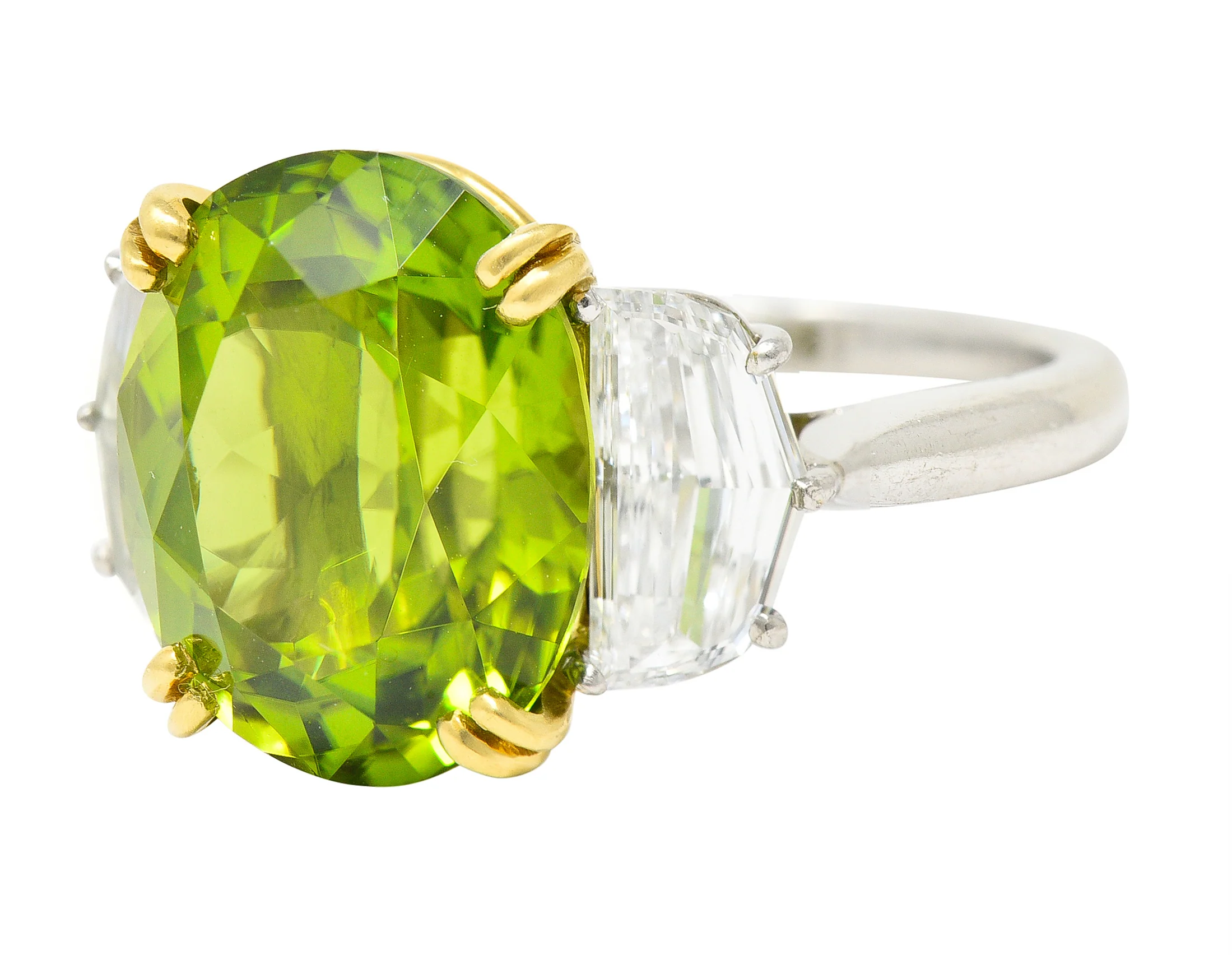 Contemporary 10.51 CTW Oval Cut Peridot Half Moon Step-Cut Diamond Platinum 18 Karat Yellow Gold Three Stone Ring - Image 6