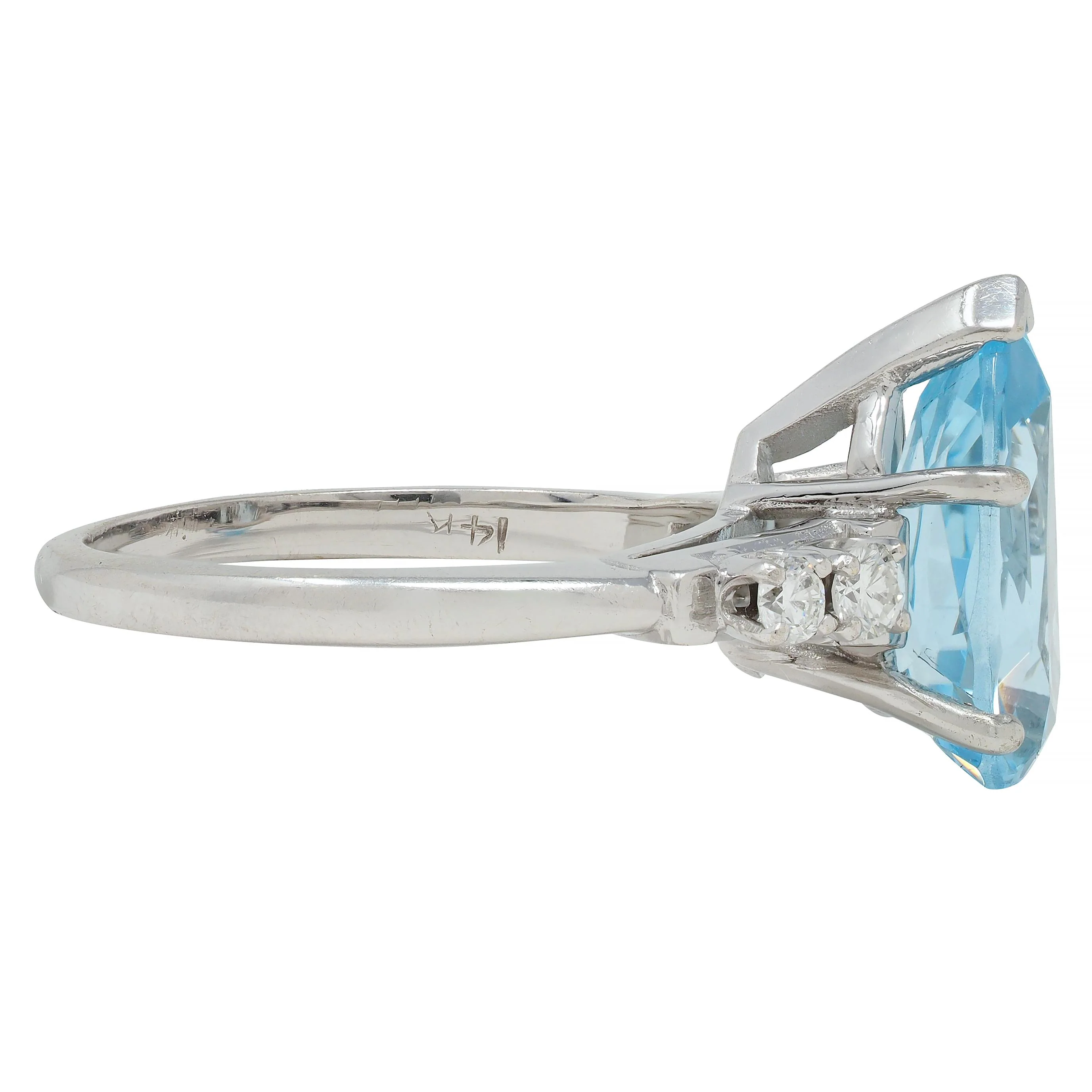 Contemporary 2.24 CTW Pear Cut Aquamarine Diamond 14 Karat White Gold Ring - Image 4