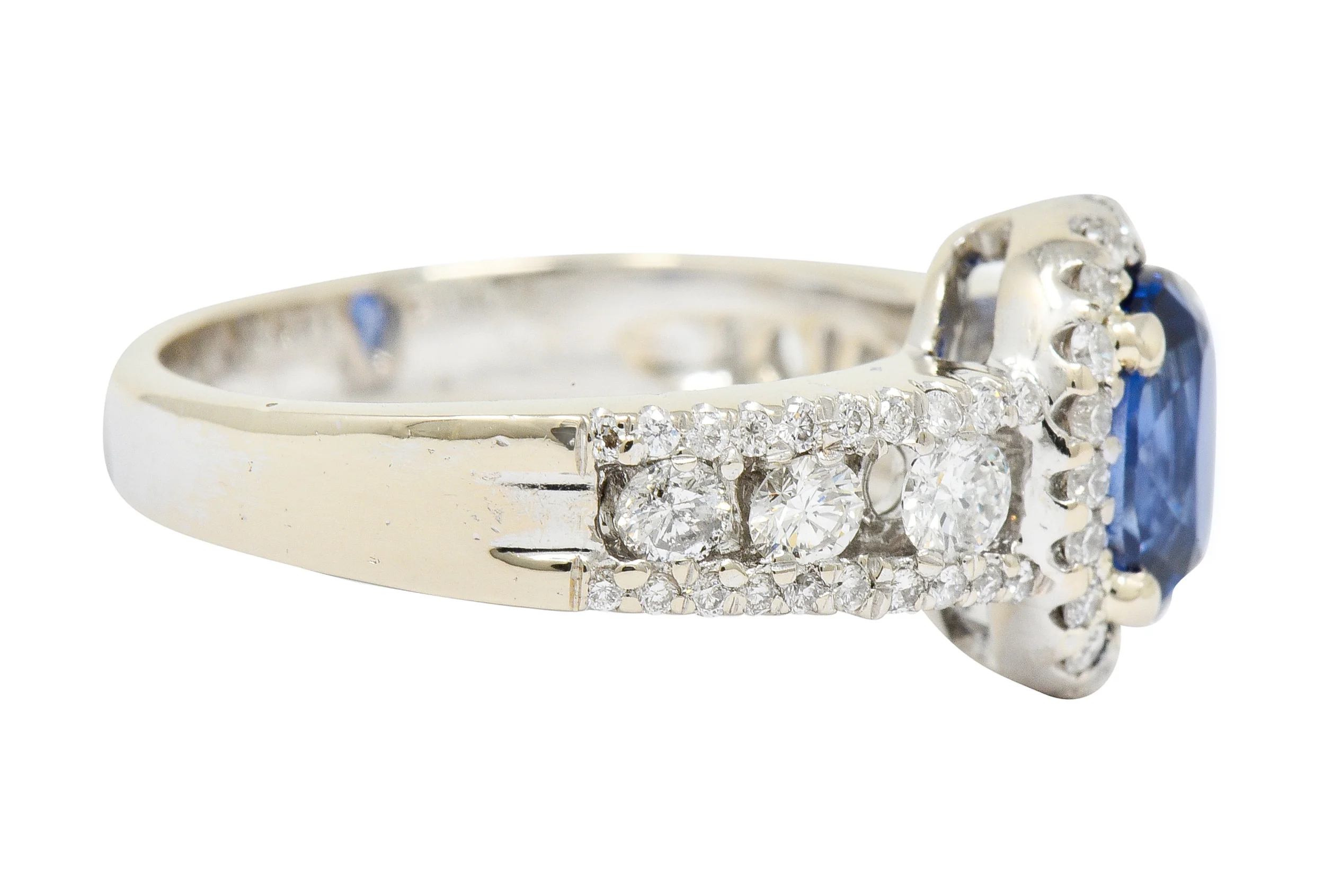 Contemporary 2.31 CTW Sapphire Diamond 18 Karat White Gold Halo Ring - Image 3