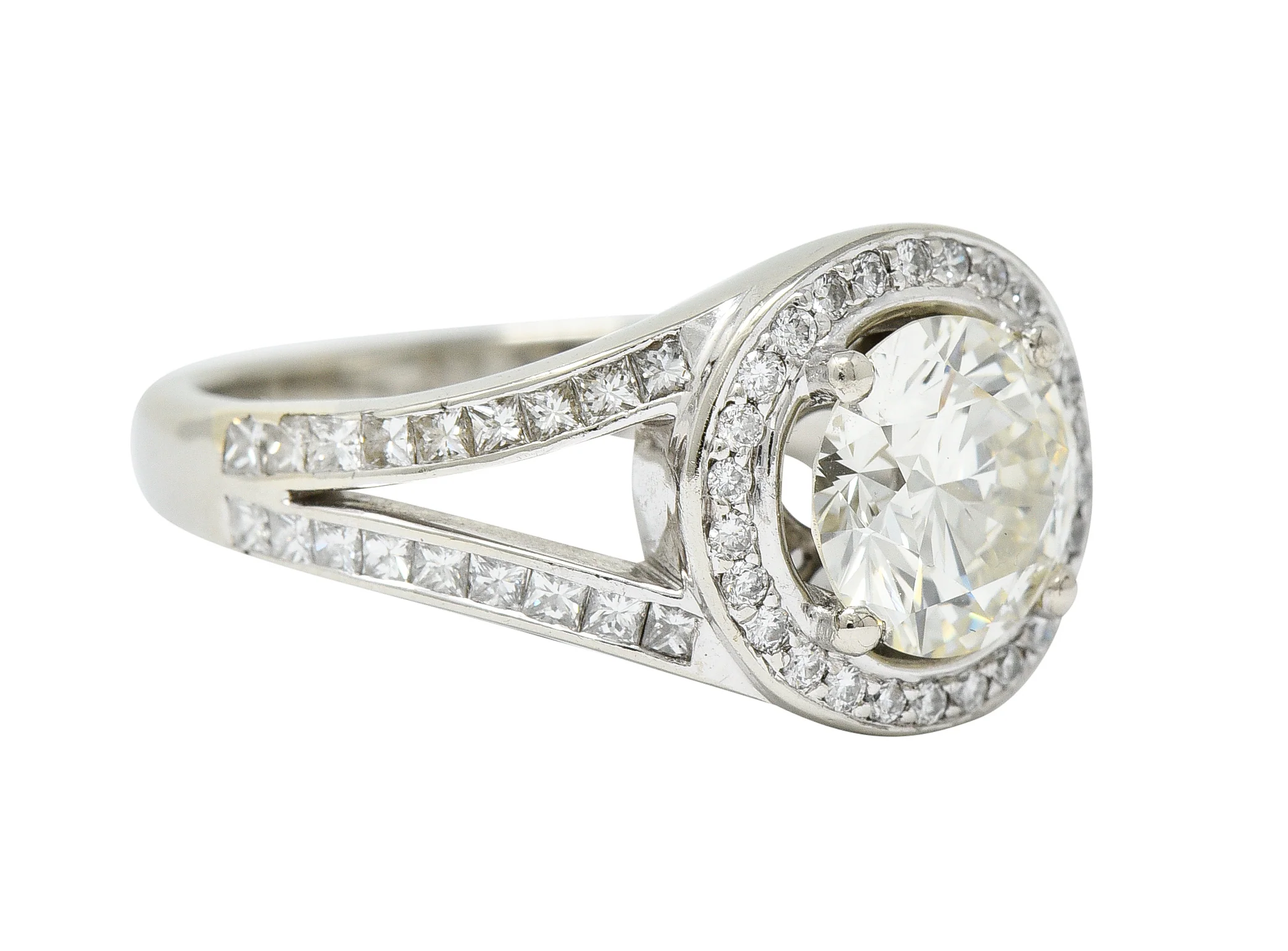 Contemporary 2.39 CTW Diamond 18 Karat White Gold Halo Engagement Ring GIA - Image 2