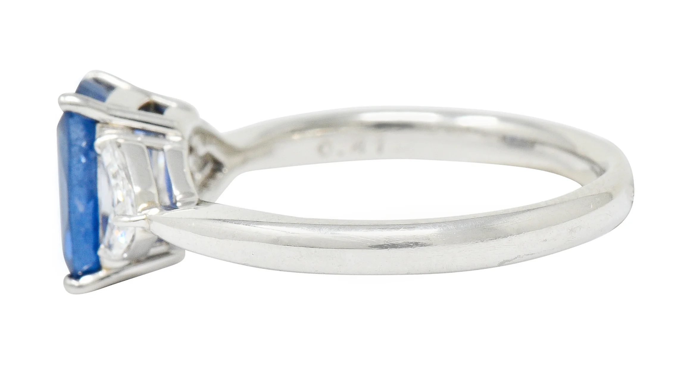 Contemporary 2.60 CTW No Heat Sapphire Diamond Platinum Three Stone Ring GIA - Image 5