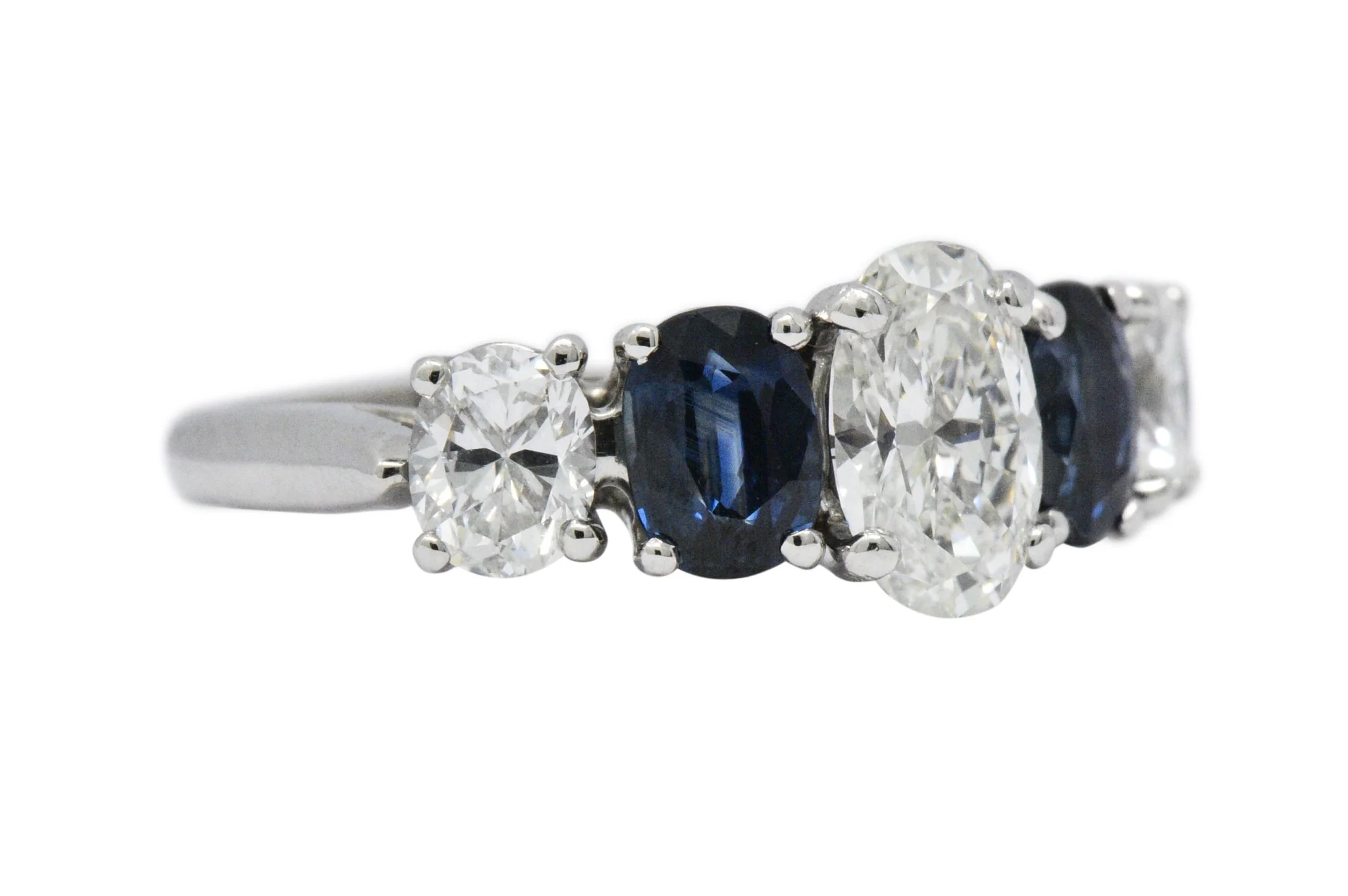 Contemporary 2.90 CTW Diamond Sapphire And Platinum Ring GIA - Image 3