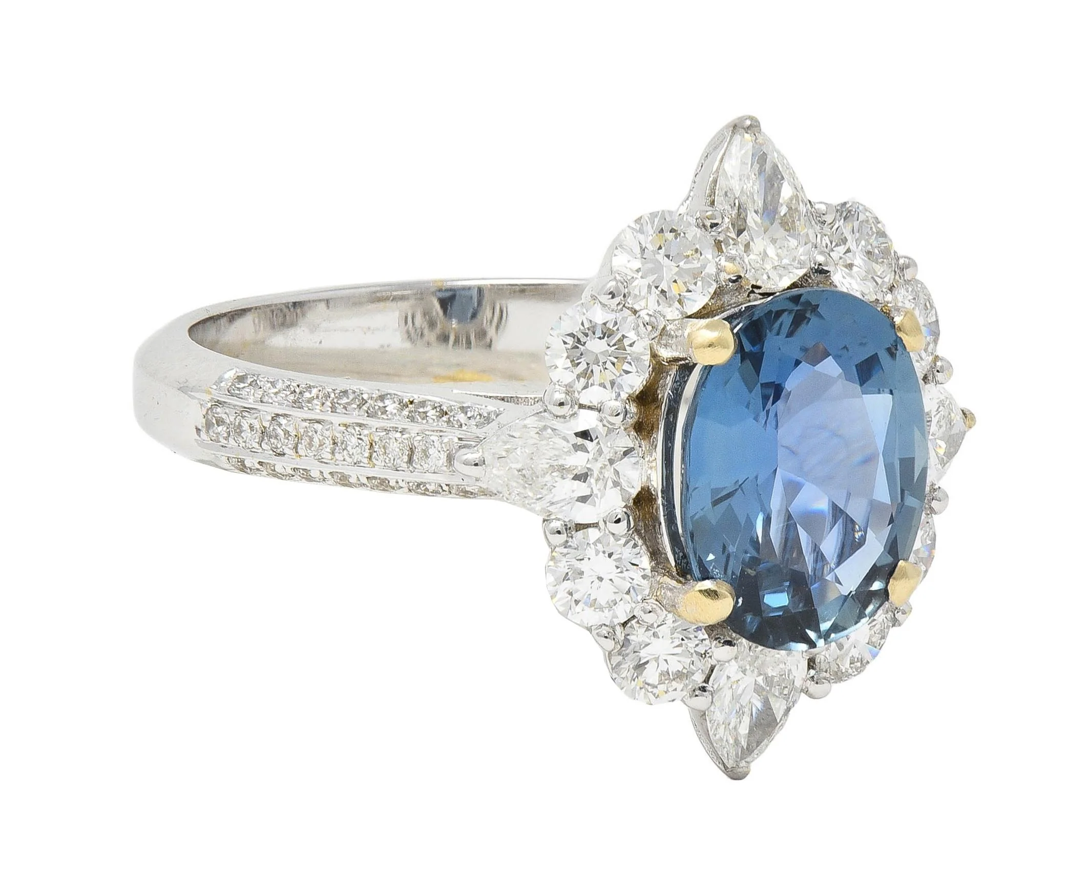 Contemporary 3.19 CTW No Heat Sapphire Diamond 18 Karat Two-Tone Gold Halo Ring GIA - Image 2